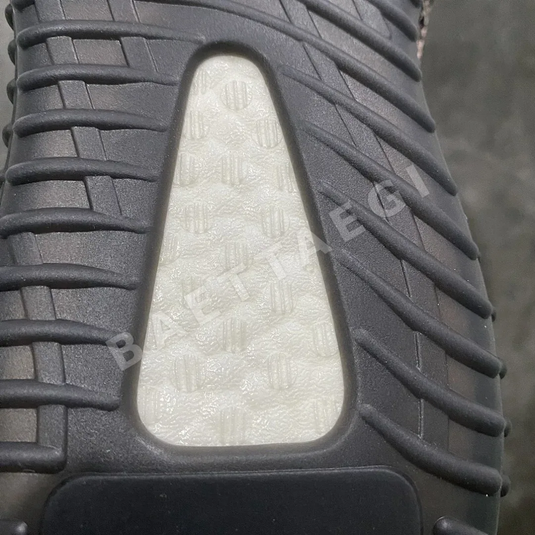 아디다스 이지 350 FW5190 200669 Adidas Yeezy 350 상세 이미지 15