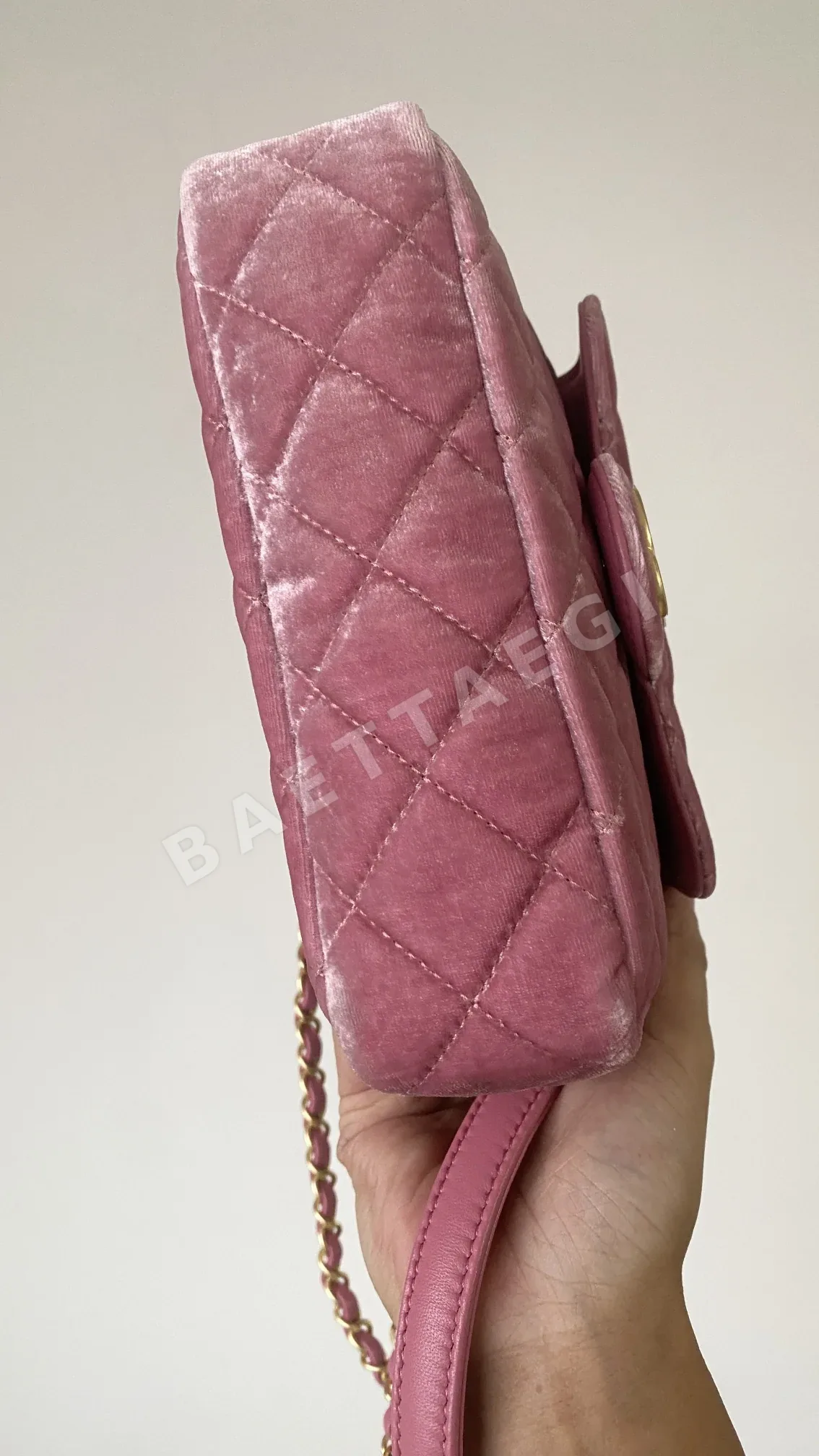 샤넬 빈티지 금화 장식 로즈 핑크 벨벳 호보 가방 상세 이미지 6