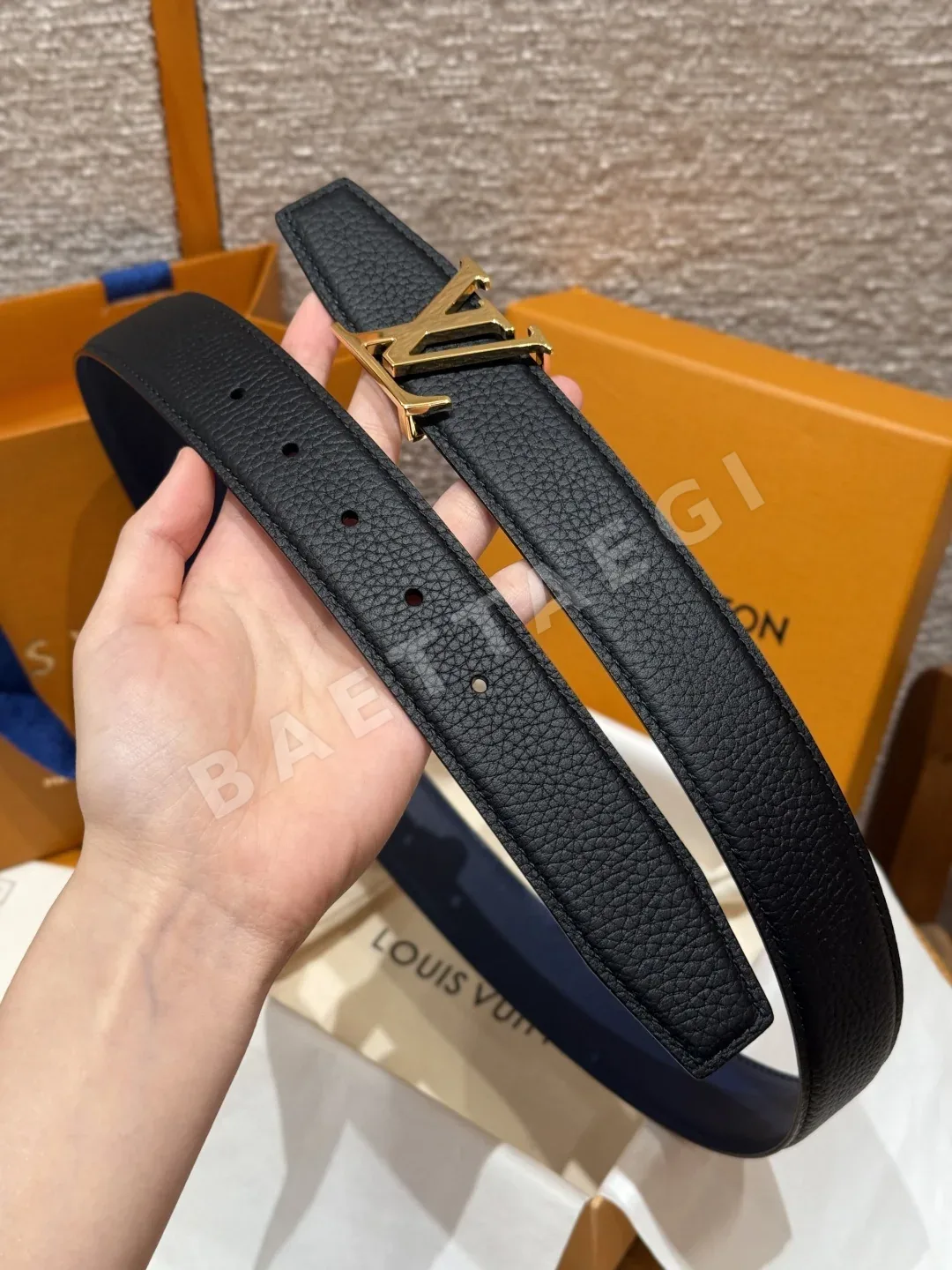 루이비통 헤리티지 35mm 리버시블 벨트 상세 이미지 5