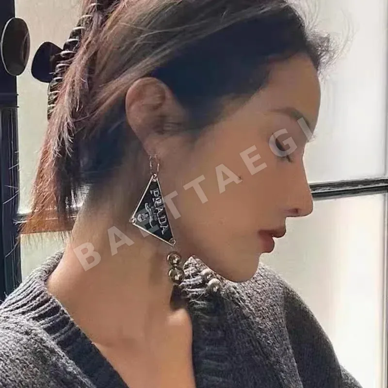 프라다 귀걸이 71495 Prada Earrings 상세 이미지 4