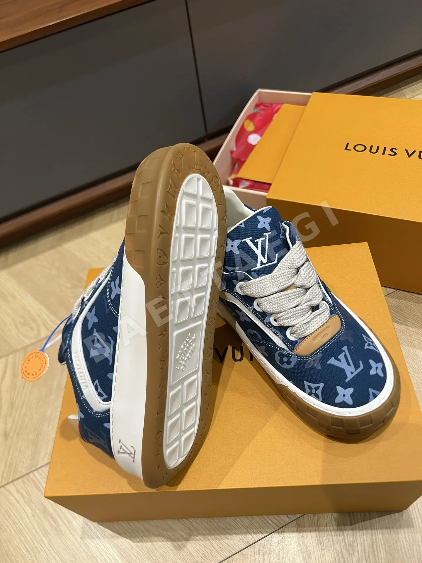 루이비통 LV 26 스케이트보드 신발 상세 이미지 5