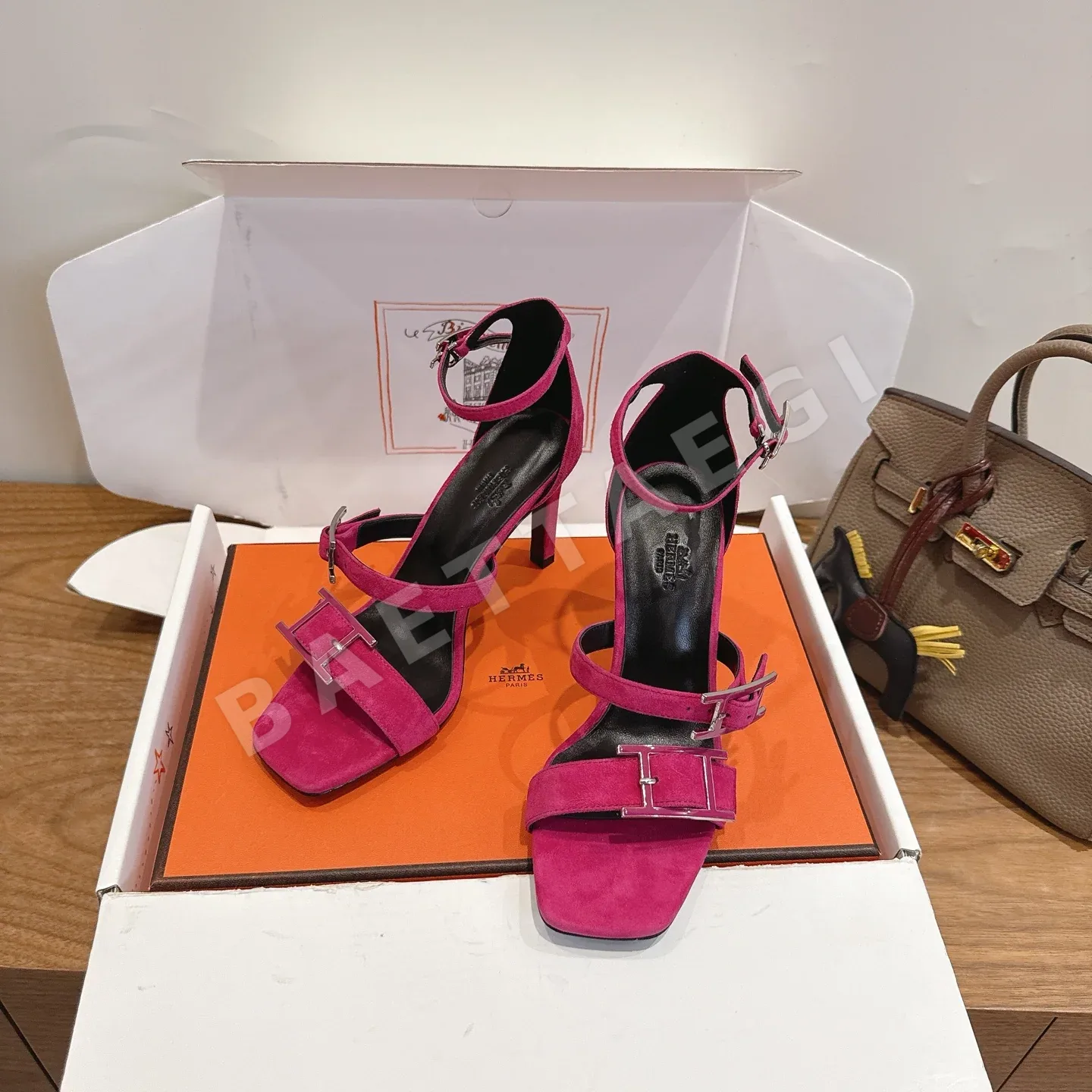 에르메스 리브 90 샌들(Hermès Liv 90 Sandal) 105321