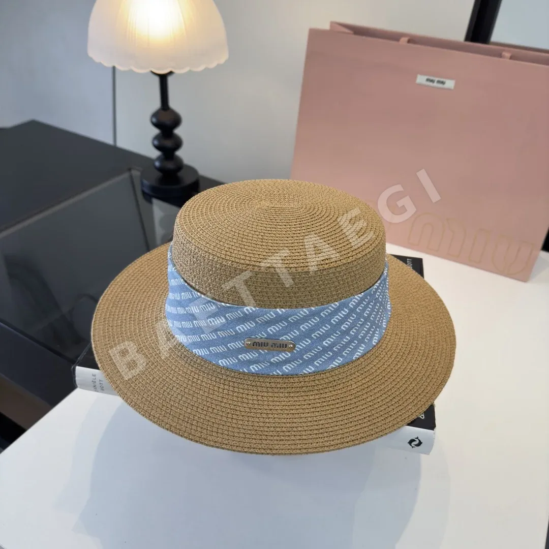 미우미우 플랫 탑 밀짚모자 185847
