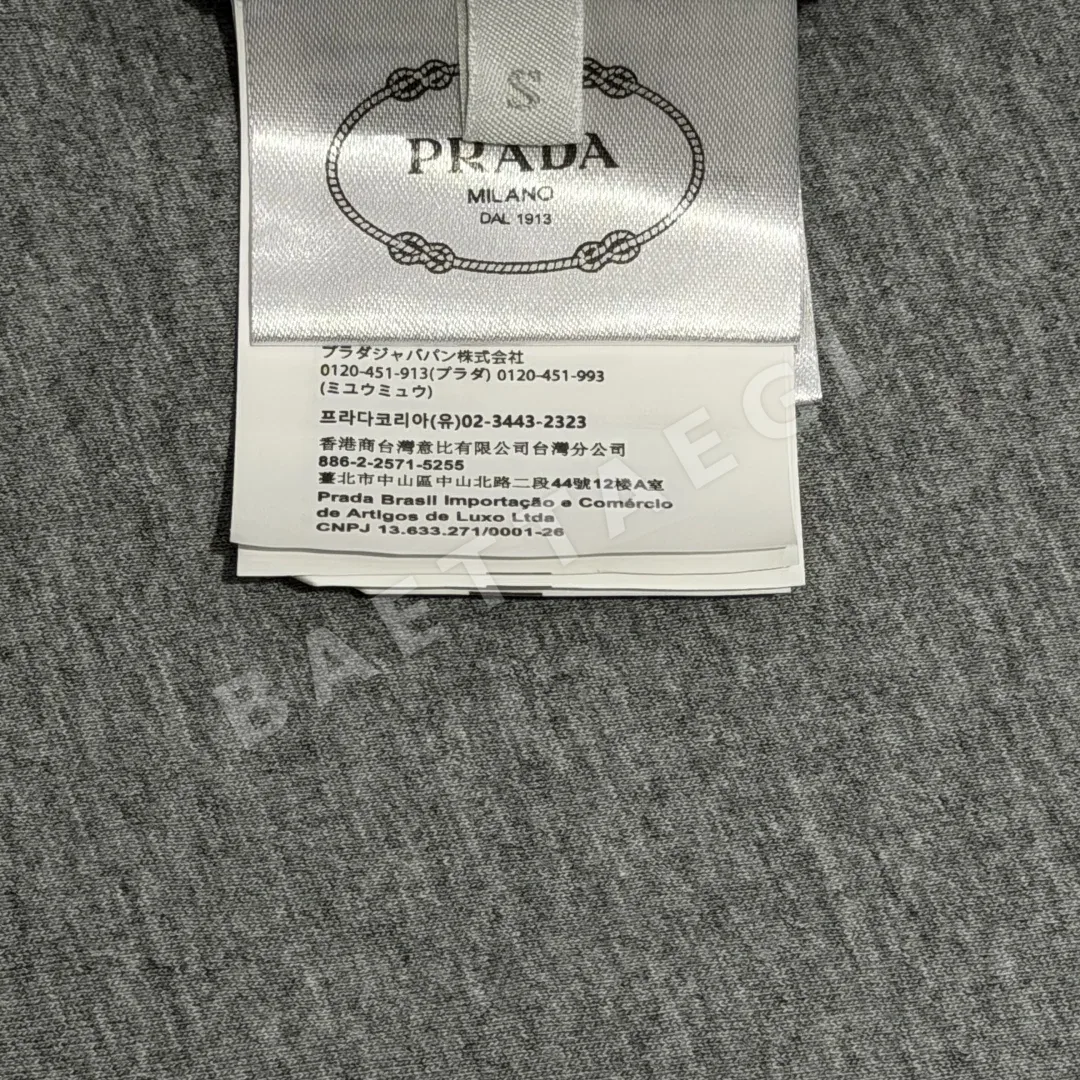 프라다 헨리넥 남성 반팔 티셔츠 상세 이미지 9