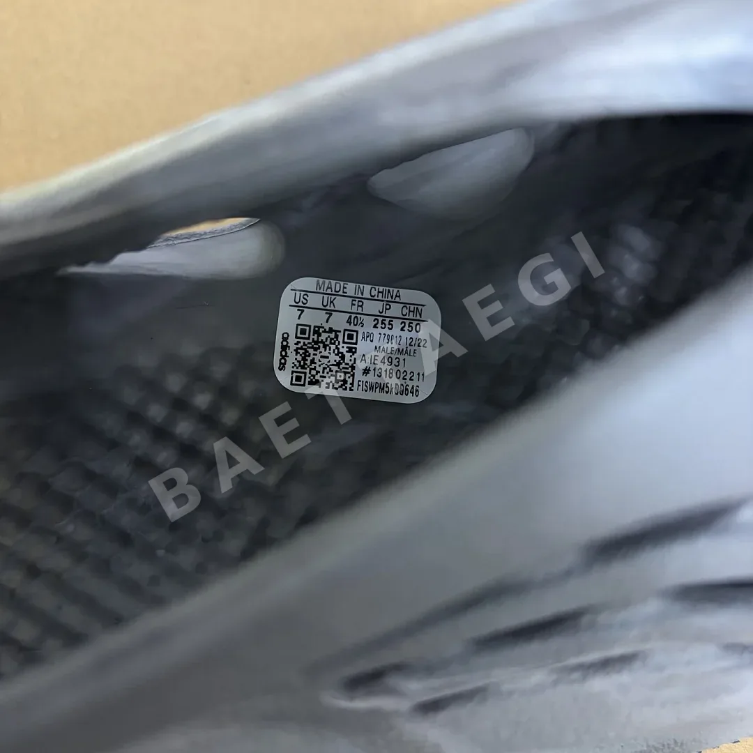 아디다스 [LW] 이지 폼 RNR MX IE4931 200635 Adidas Yeezy Foam RNR MX Granite 상세 이미지 7