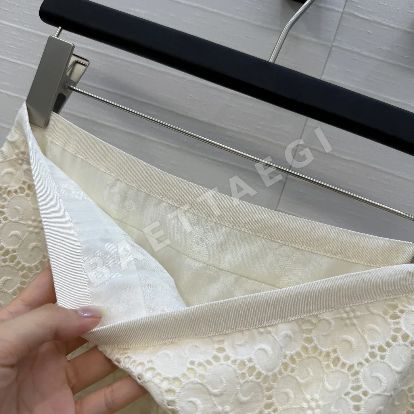 발렌티노 프렌치 레트로 플라워 미디 스커트 상세 이미지 6