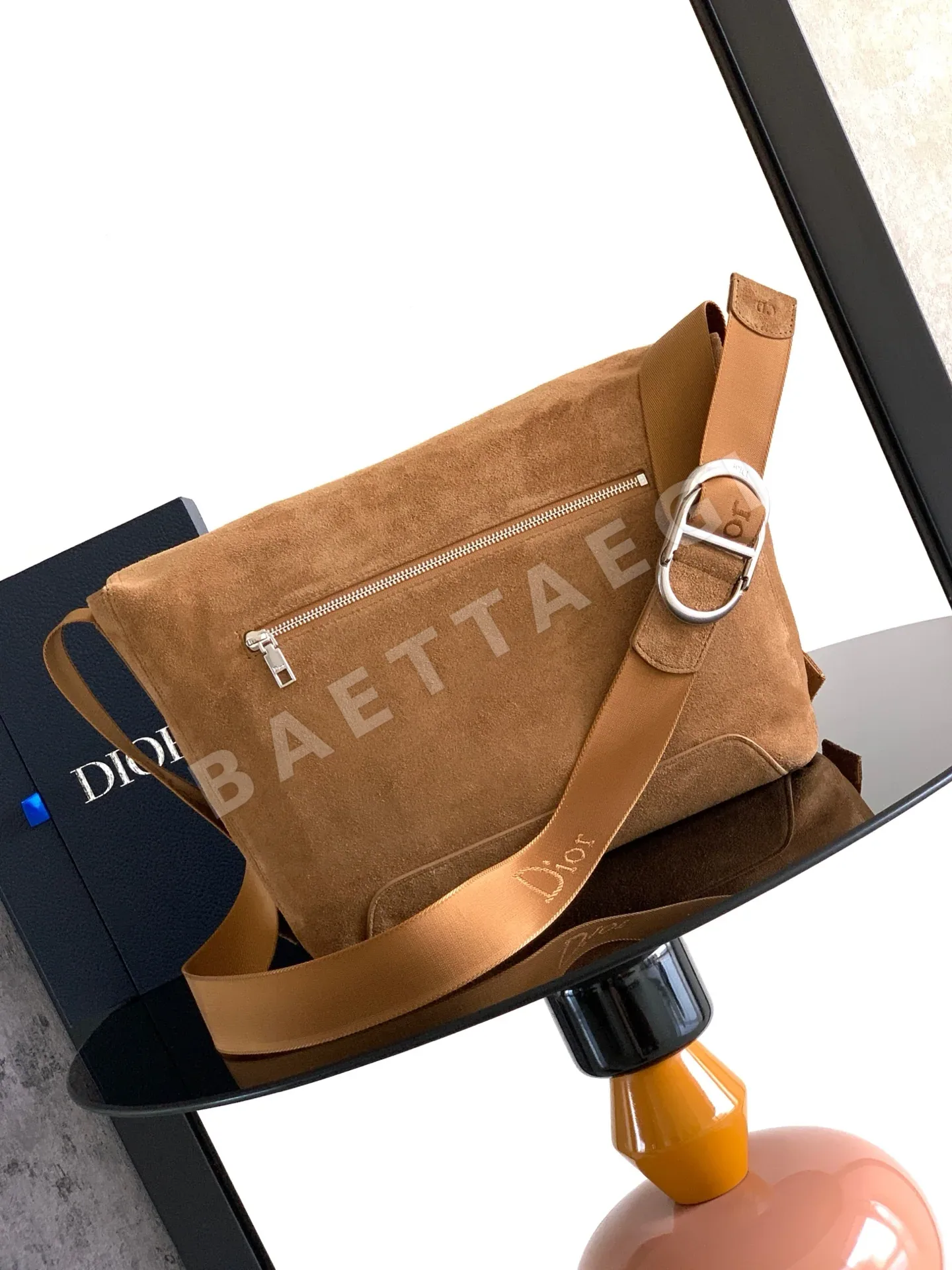디올 Jett 스웨이드 메신저 가방 상세 이미지 3