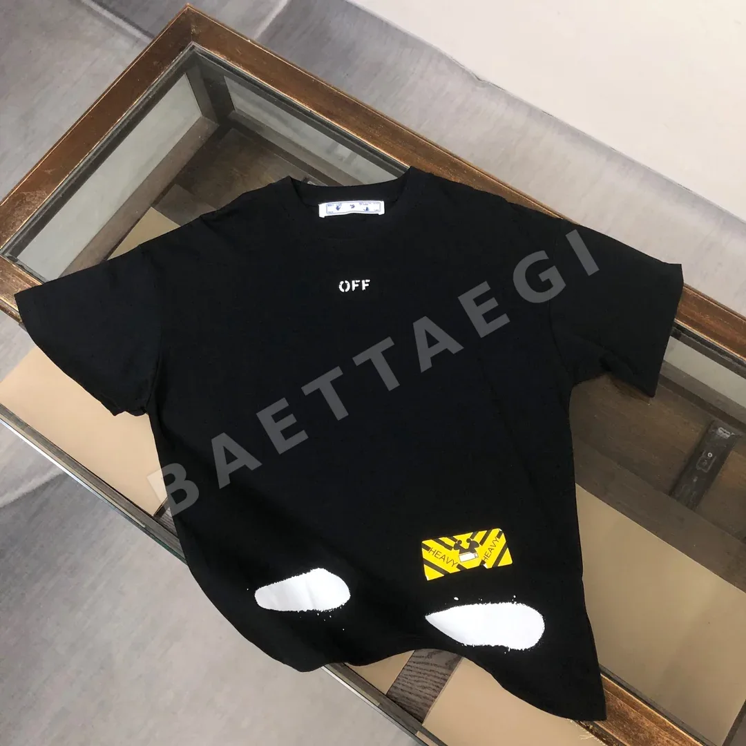 오프화이트 남성 크루넥 반팔 티셔츠 87144