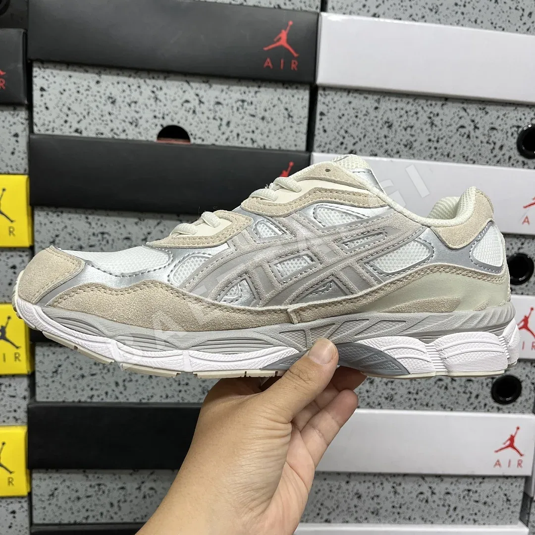 아식스 [RT] 젤 NYC 1201A789-105 200359 Asics Gel-NYC White Oyster Grey 상세 이미지 4