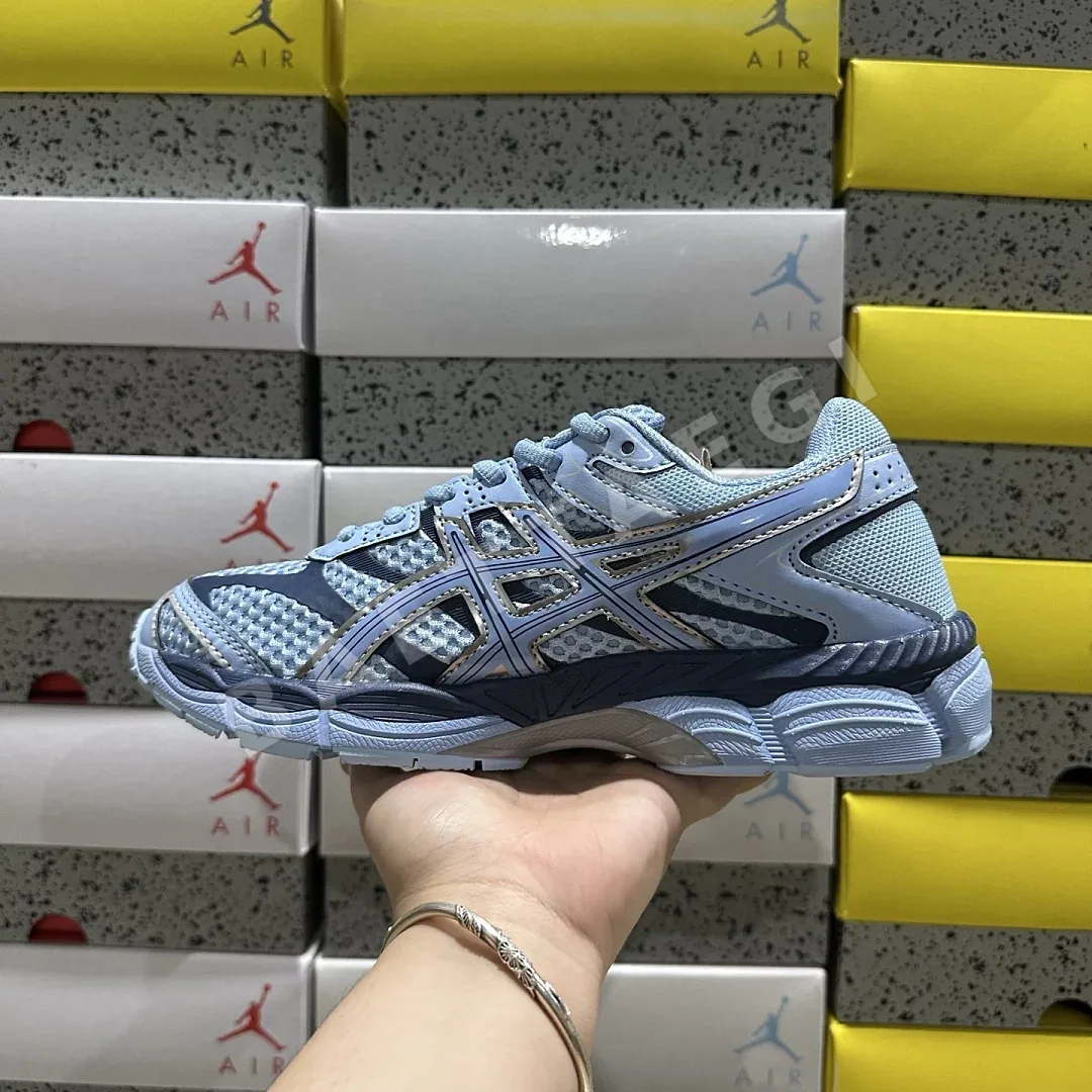 아식스 [WZ] 젤 큐뮬러스 16 1203A733-400 200405 Asics Gel-Cumulus 16 Stone Wash 상세 이미지 3