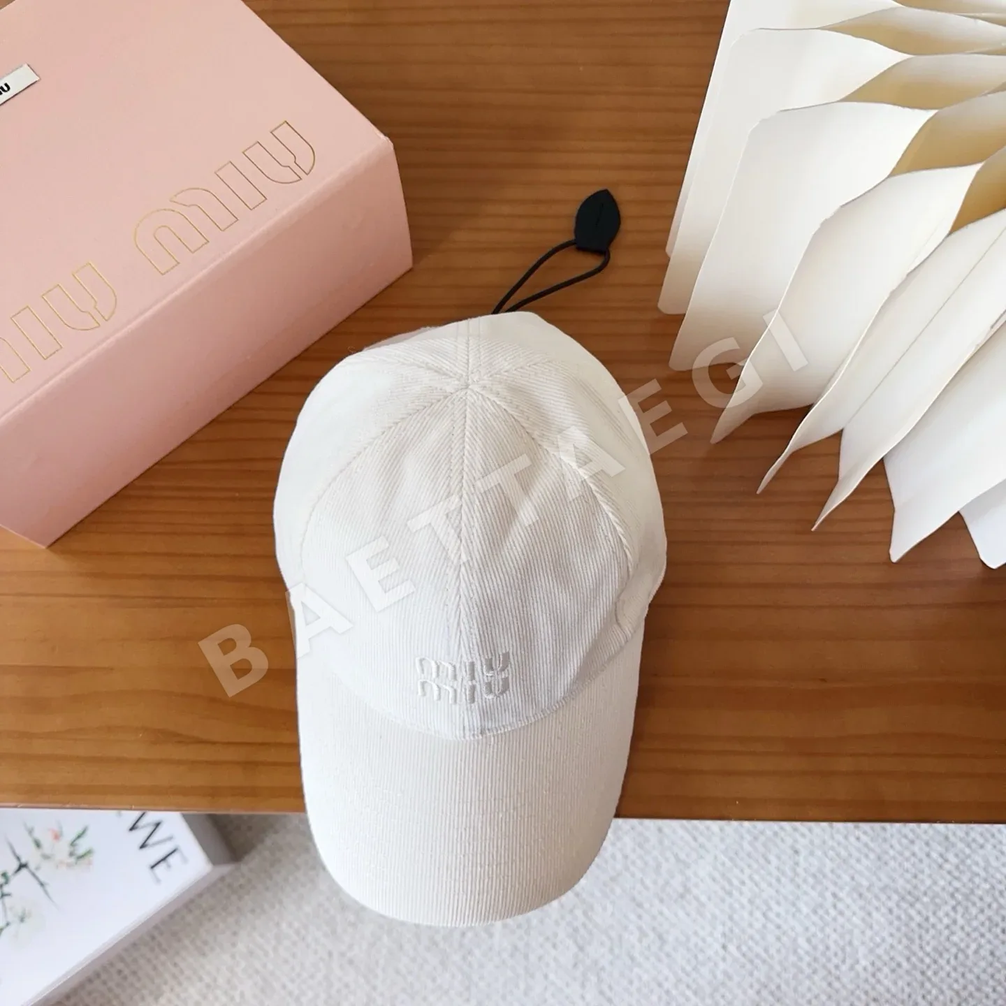 미우미우 코듀로이 야구모자 81348
