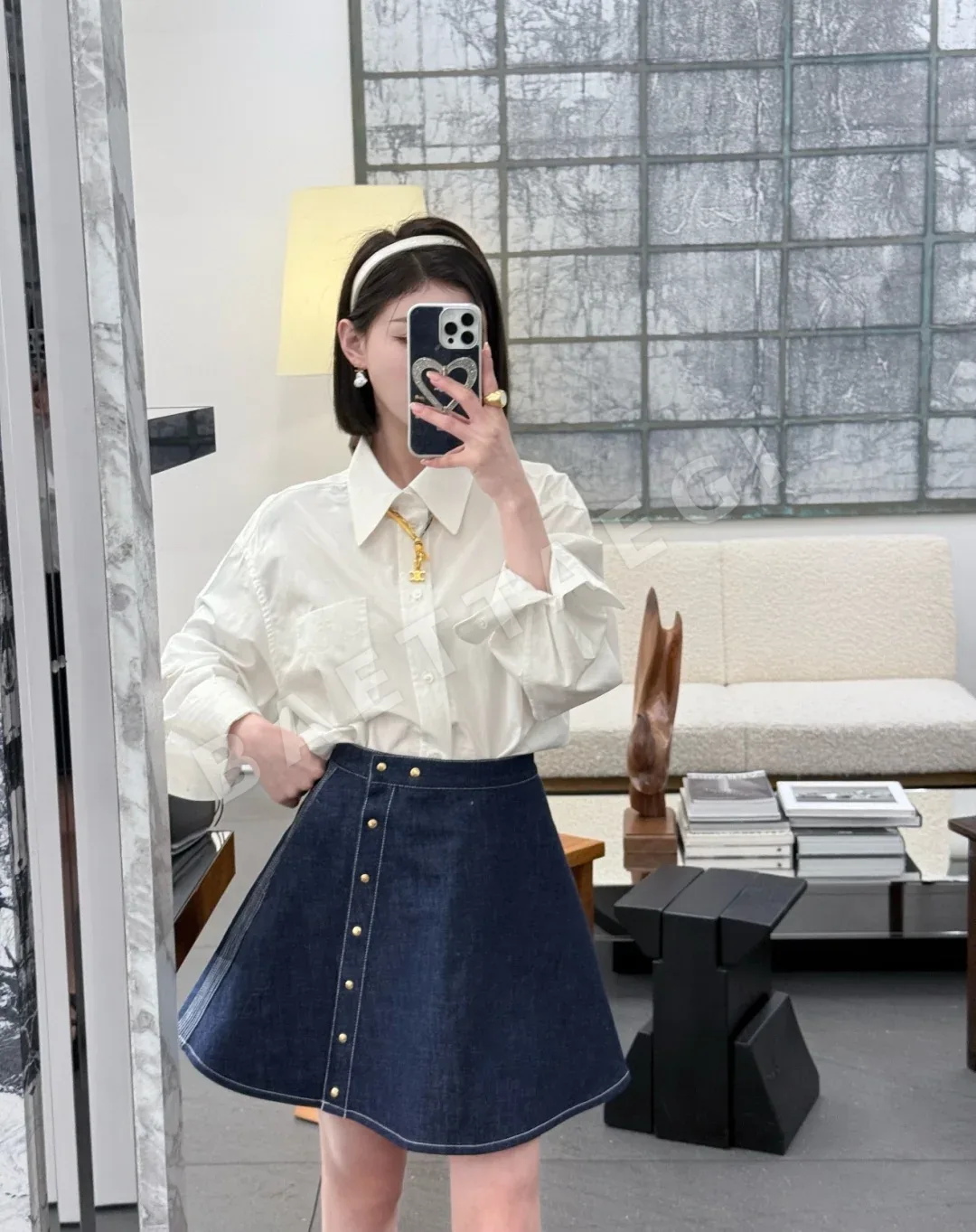 셀린느 자수 로고 포켓 루즈핏 여성 셔츠 상세 이미지 6