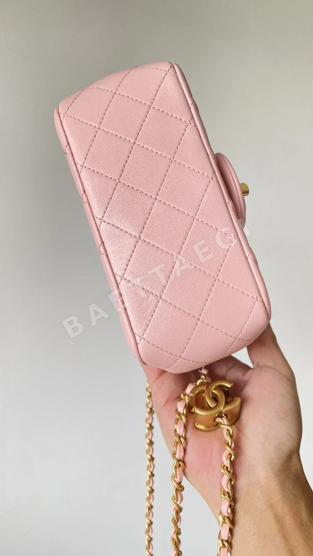 샤넬 스퀘어 팻 연핑크 양털 가방 상세 이미지 7