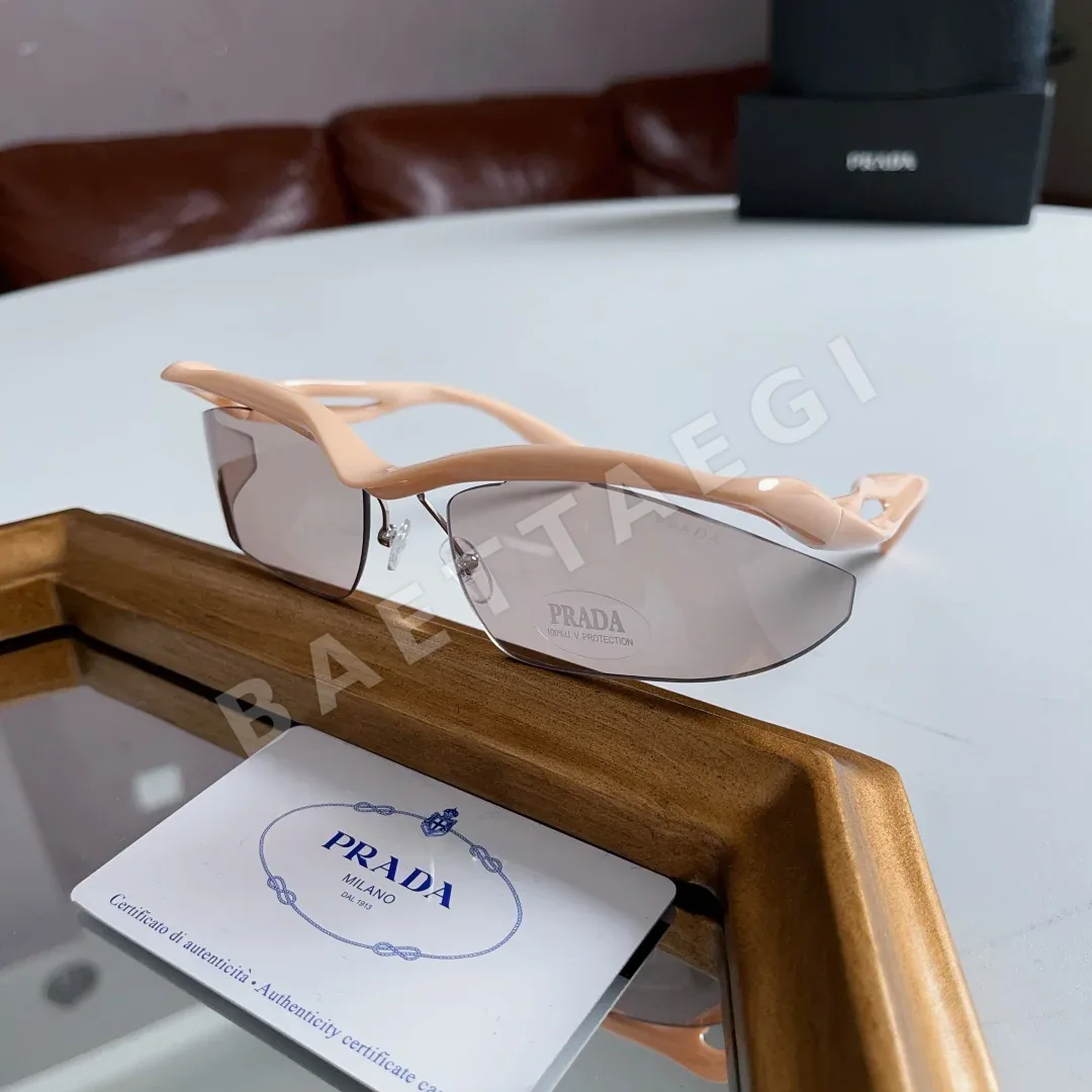 프라다 선글라스 74457 Prada Sunglasses 상세 이미지 3