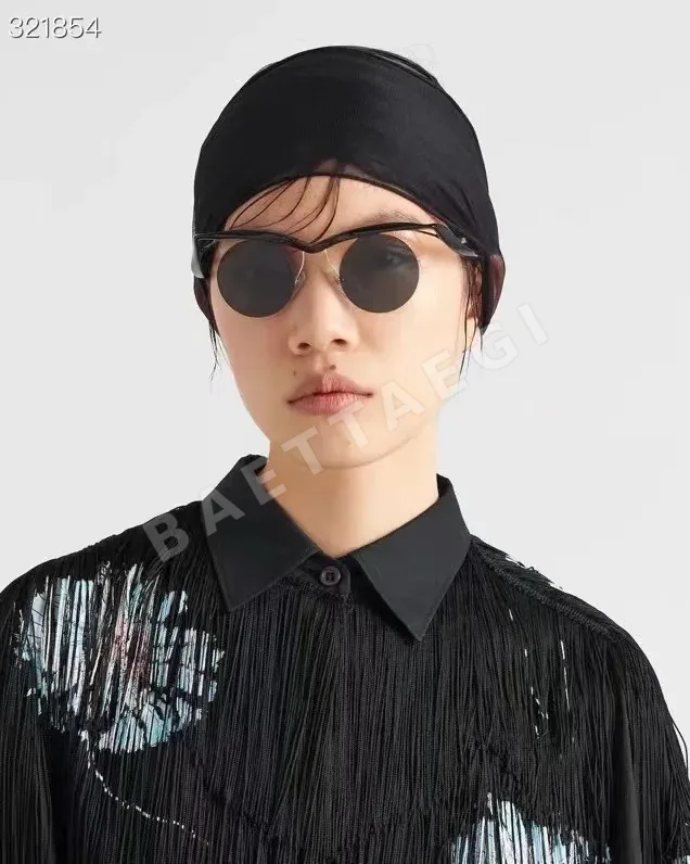 프라다 선글라스 SPRA 15