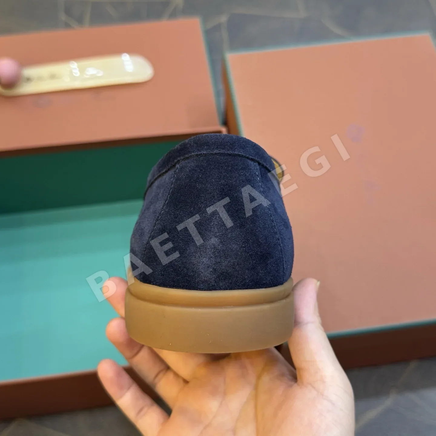 로로피아나 로퍼 스웨이드 클래식 디자인 상세 이미지 8