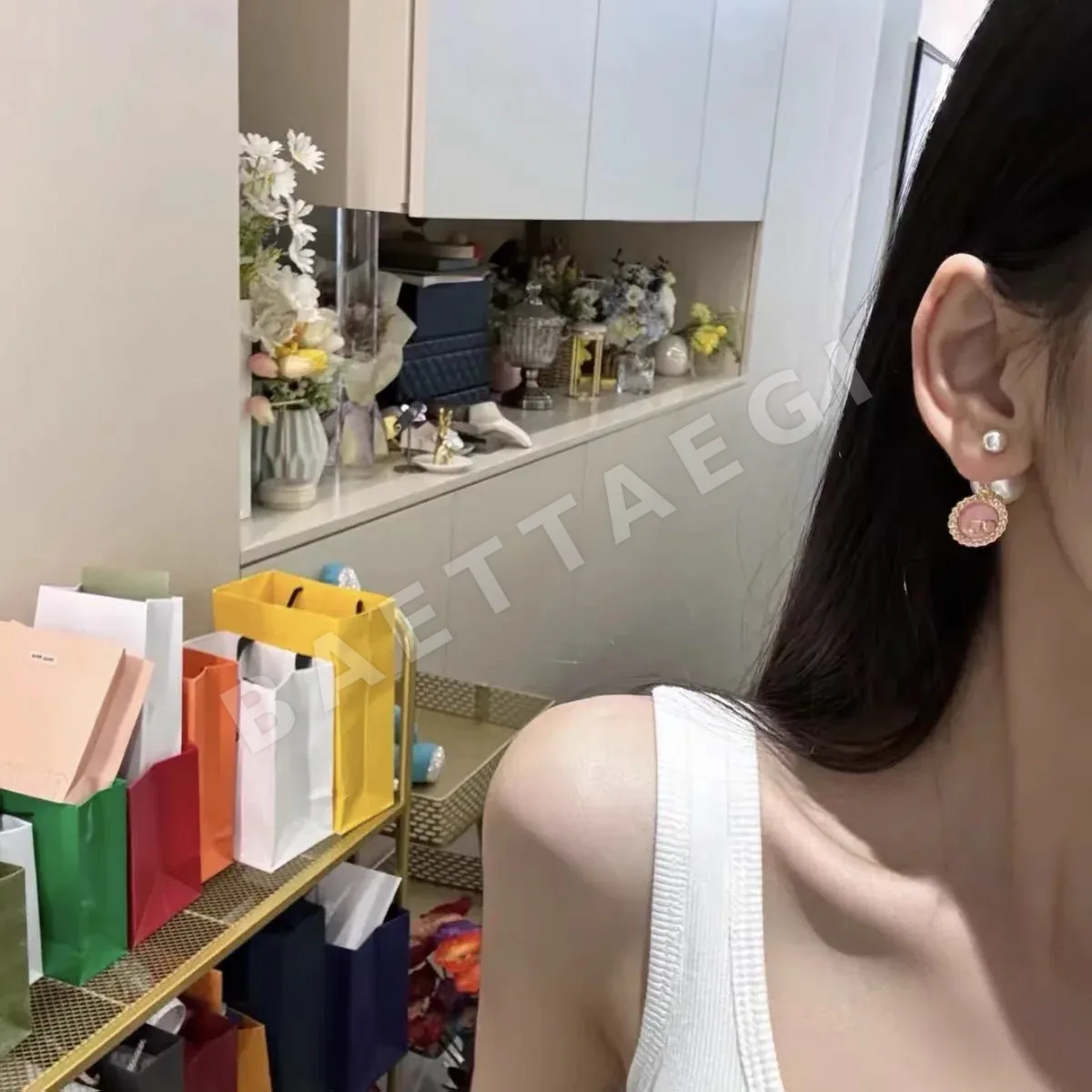 디올 CD 이니셜 메탈 귀걸이 상세 이미지 4