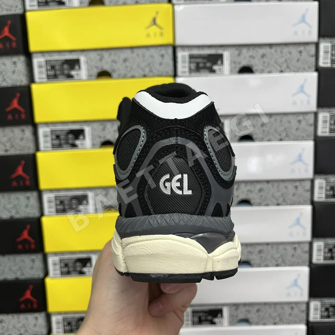 아식스 [HP] 젤 NYC 1203A739-001 200231 Asics Gel-NYC Black Black 상세 이미지 4