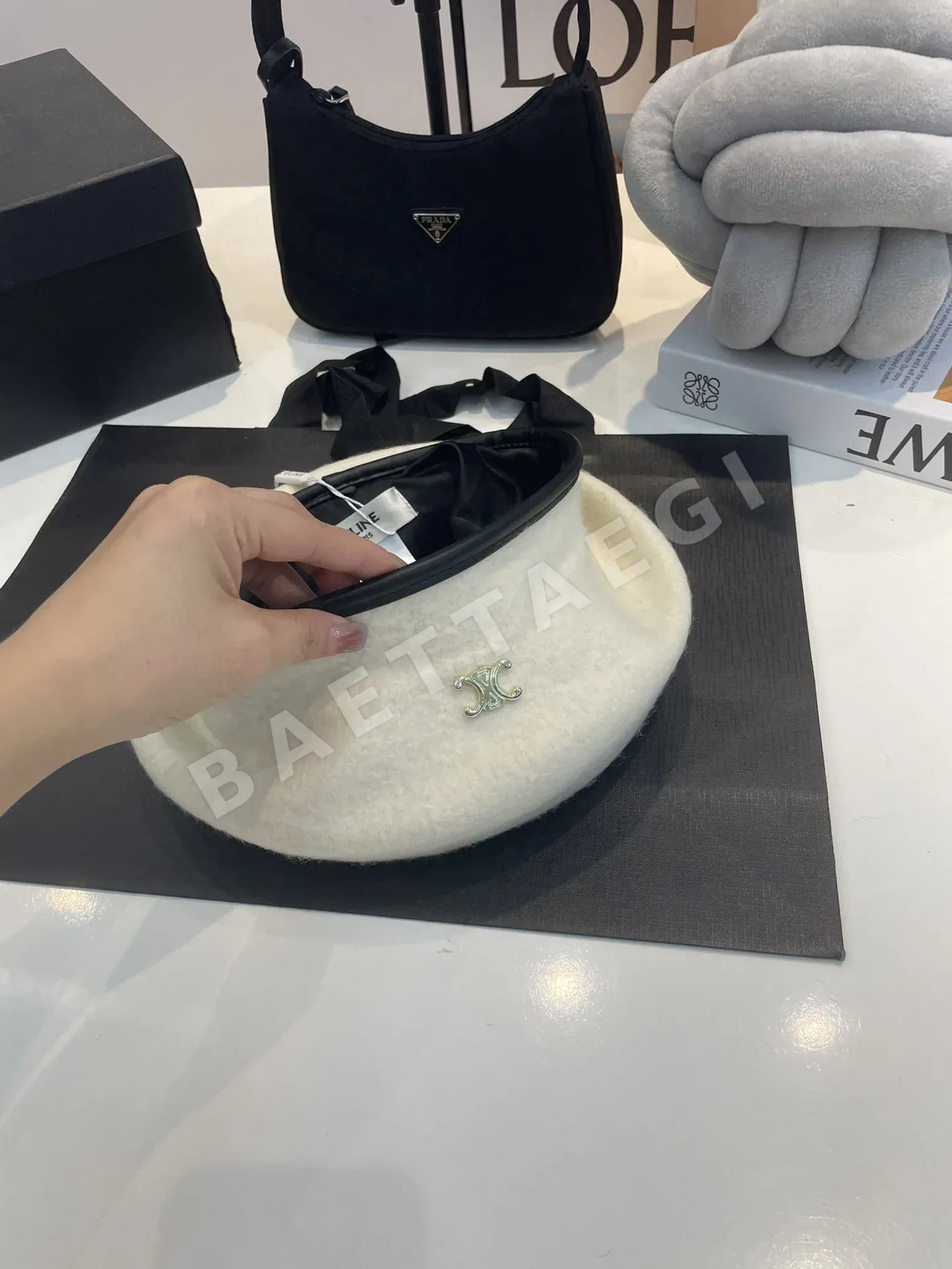셀린느 울 베레모 모자 상세 이미지 3