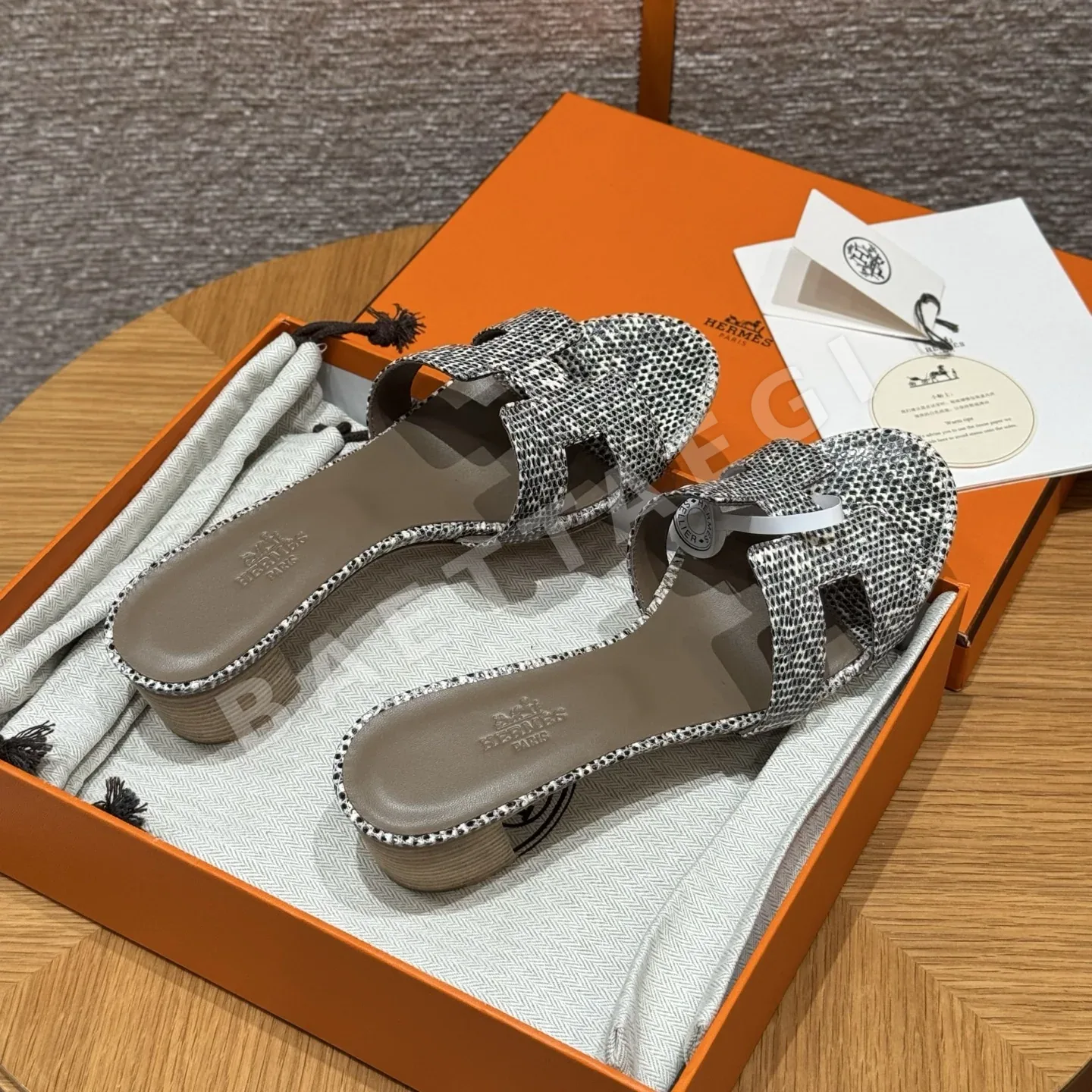에르메스 오아시스 샌들 자연색 도마뱀가죽 하이힐 상세 이미지 9