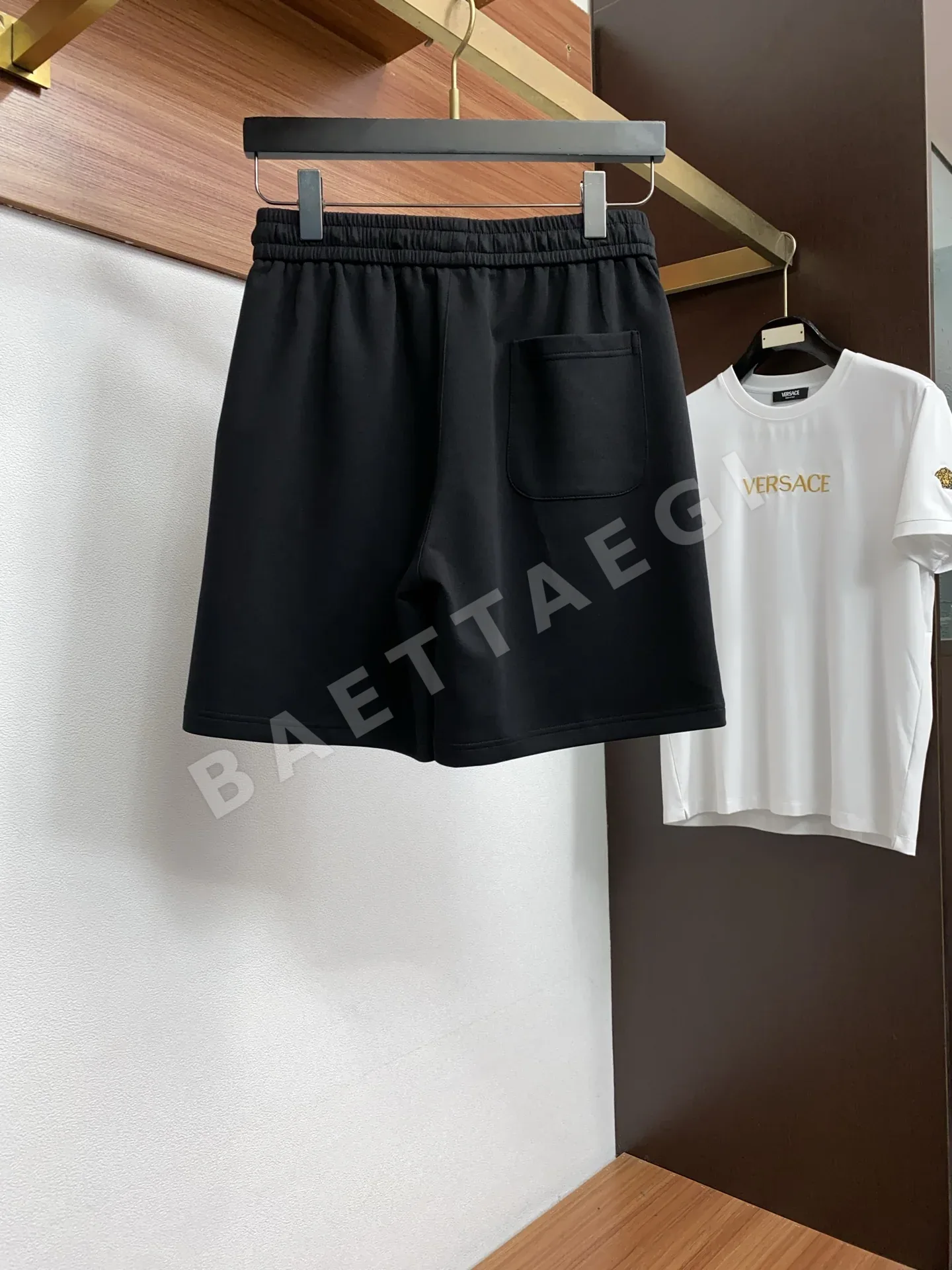 버버리 자수 디자인 남성 반팔 티셔츠 세트 상세 이미지 6