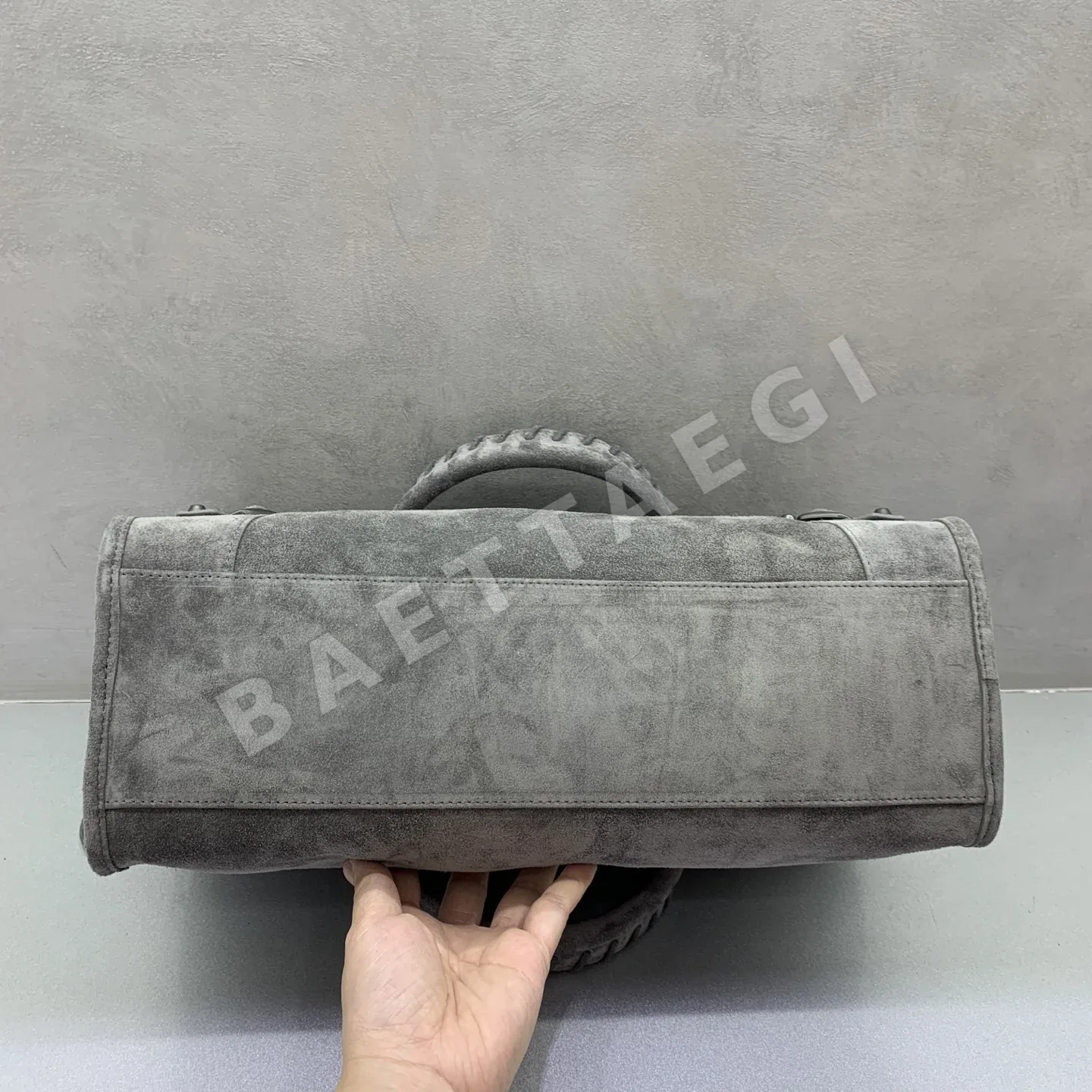발렌시아가 르 시티 대형 핸드백 1157481180 상세 이미지 5