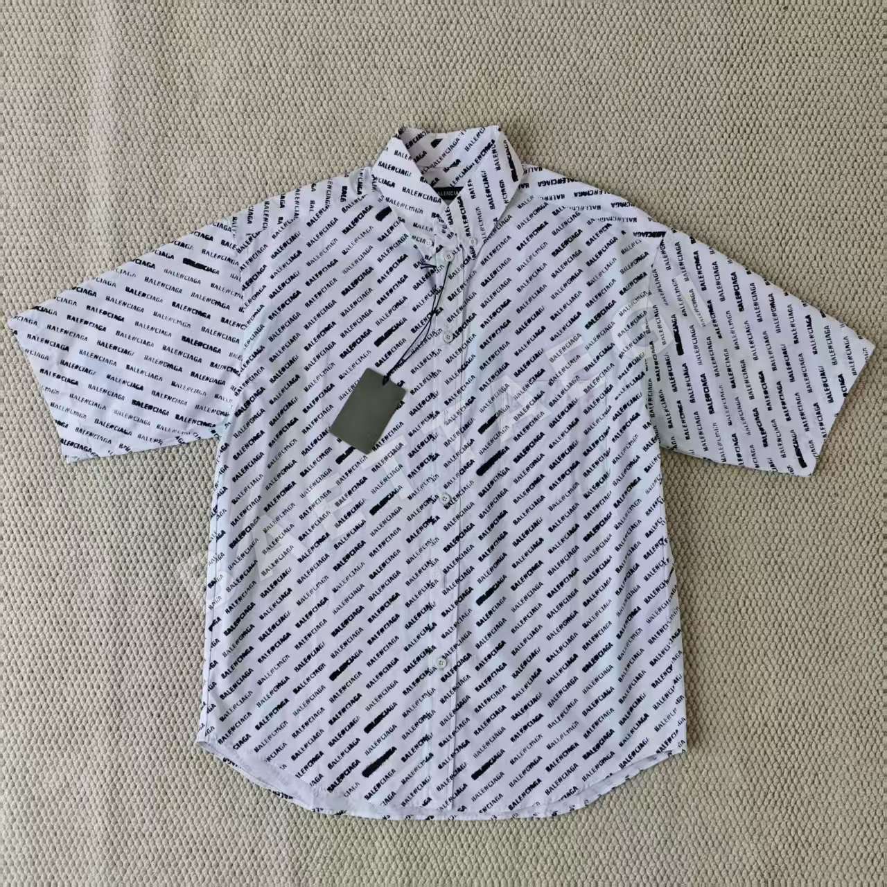 발렌시아가 디지털 프린팅 코튼 반팔 셔츠 P140