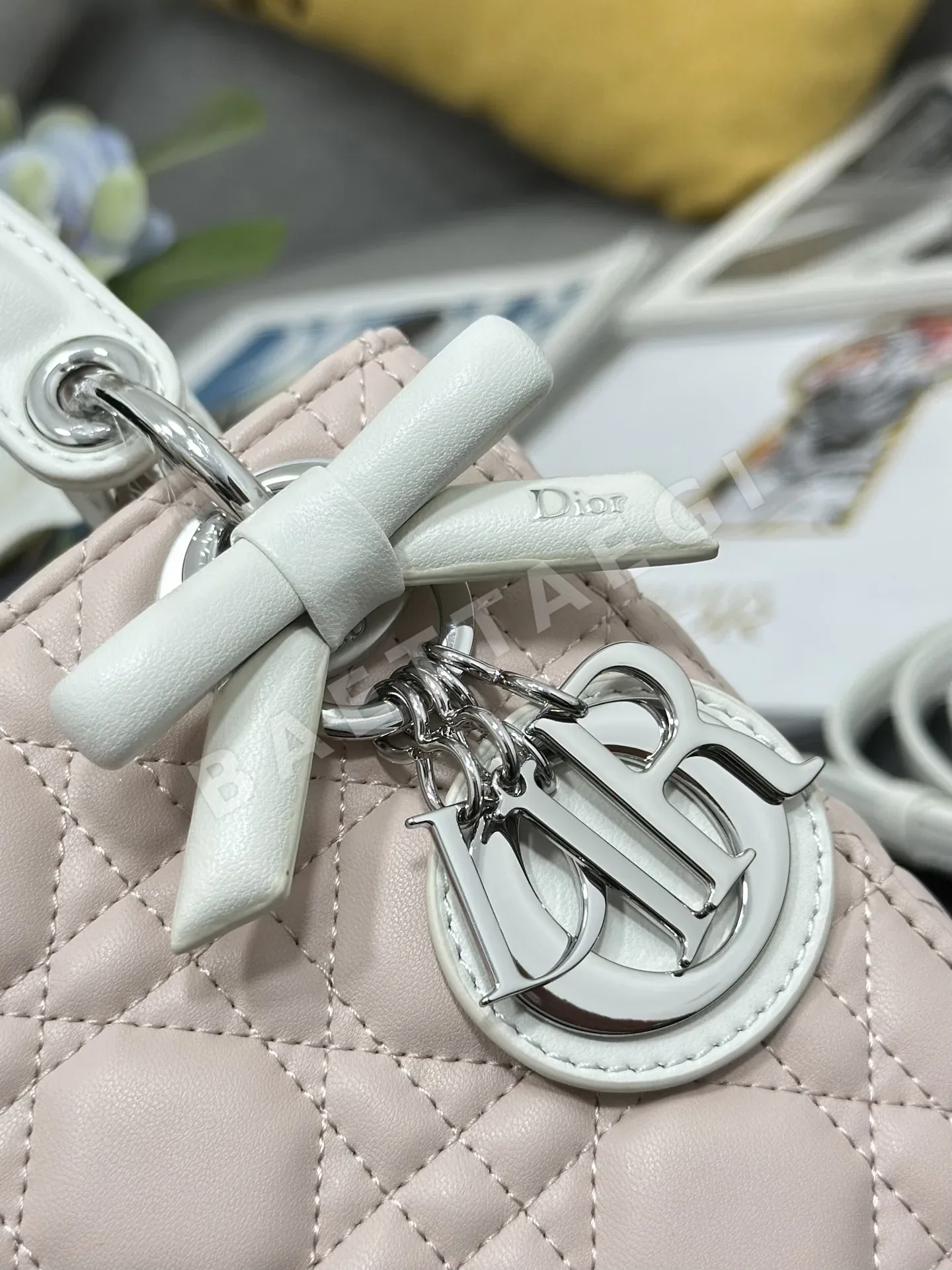 디올 레이디 3 컴파트먼트 미니 핸드백 상세 이미지 6