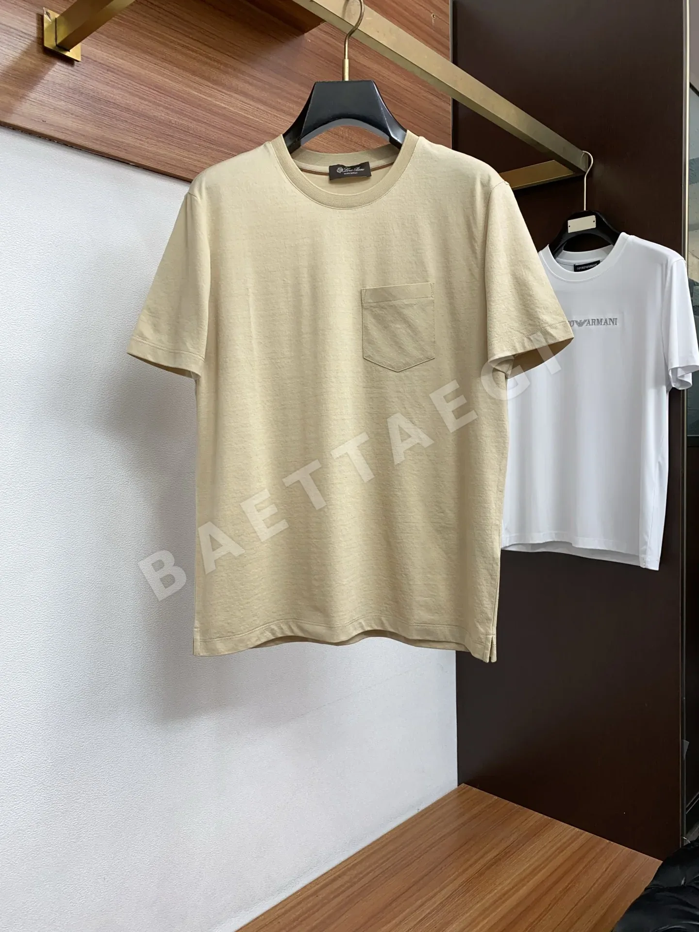 로로피아나 남성 반팔 티셔츠 48140