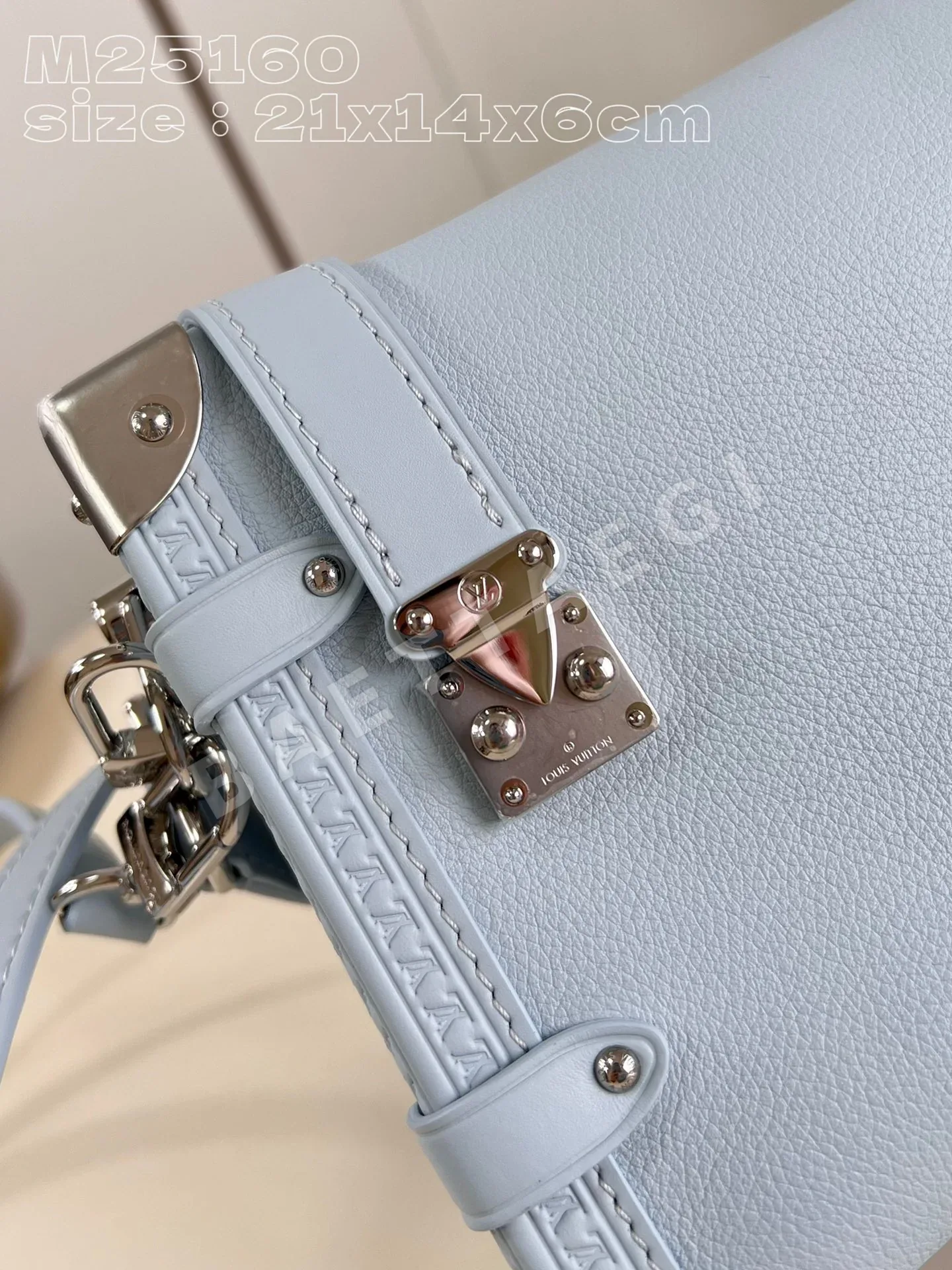 루이비통 M25160 블루 핸드백 미디엄 상세 이미지 2