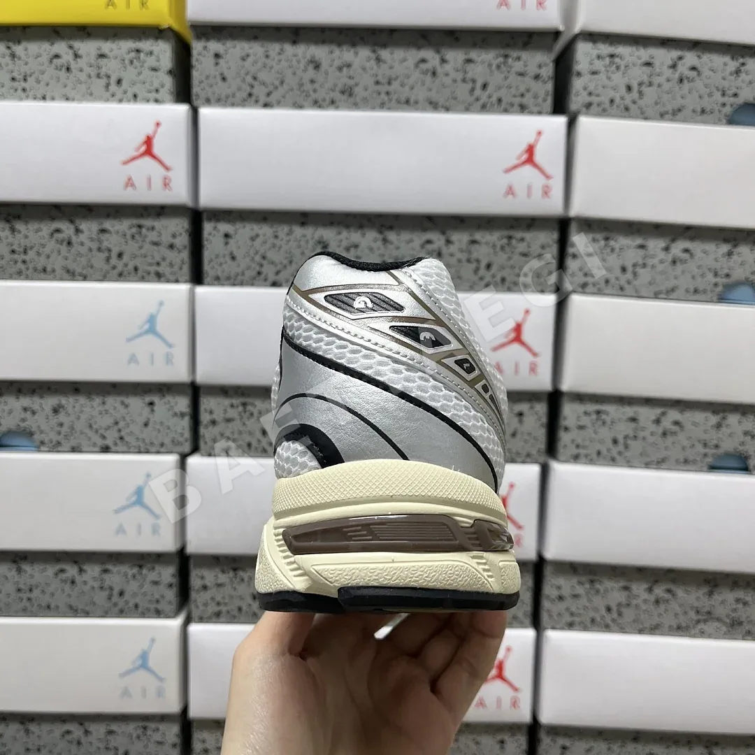 아식스 [VP] 젤 1130 1201A256-113 200546 Asics Gel-1130 White Clay Canyon 상세 이미지 8