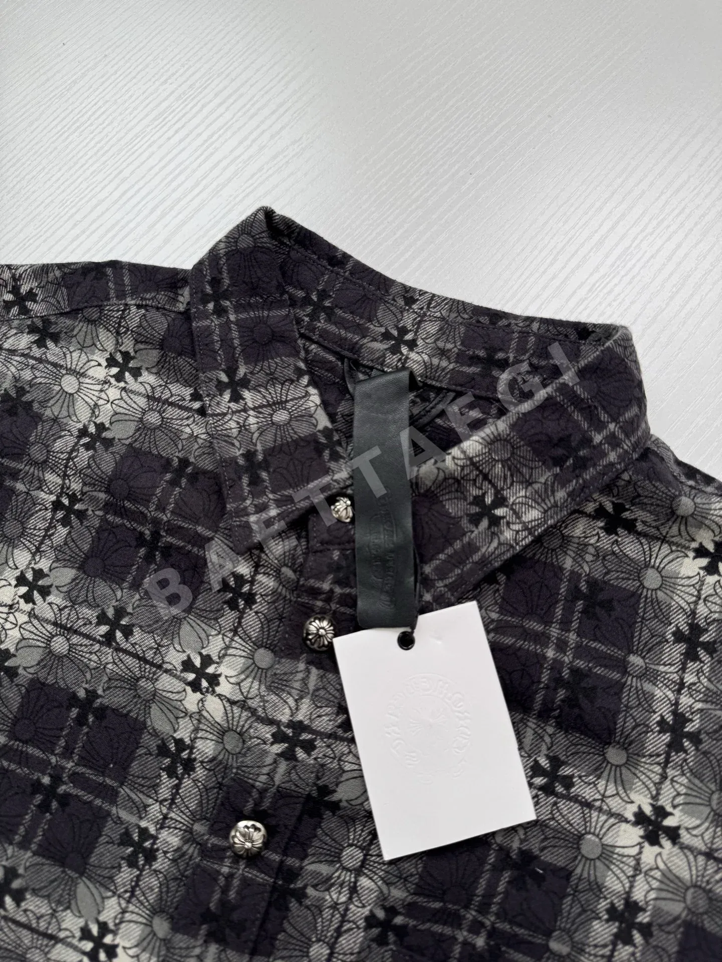 크롬하츠 체크 패턴 크로스 무늬 남성 긴팔 셔츠 상세 이미지 4
