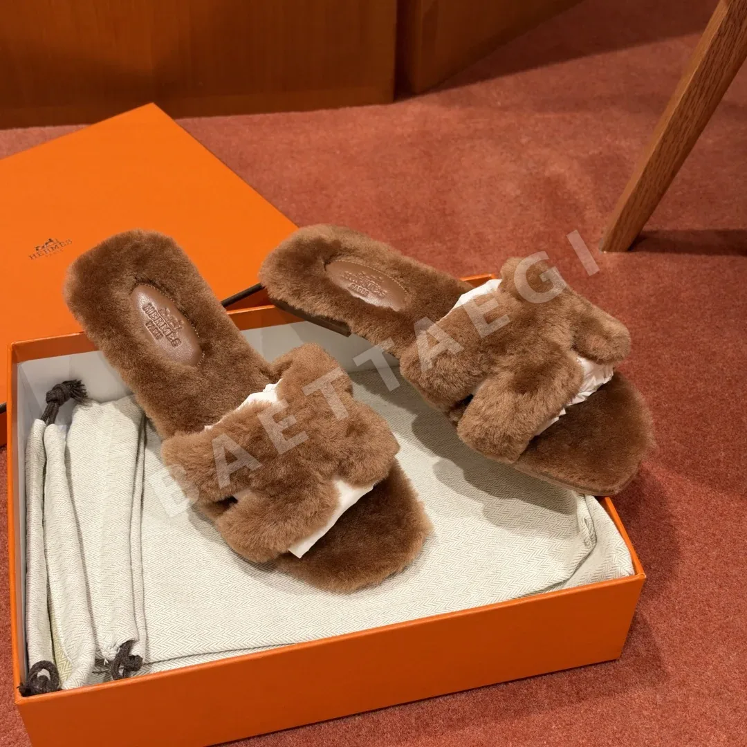에르메스 오란 샌들 Gold Shearling H 컷아웃 상세 이미지 6