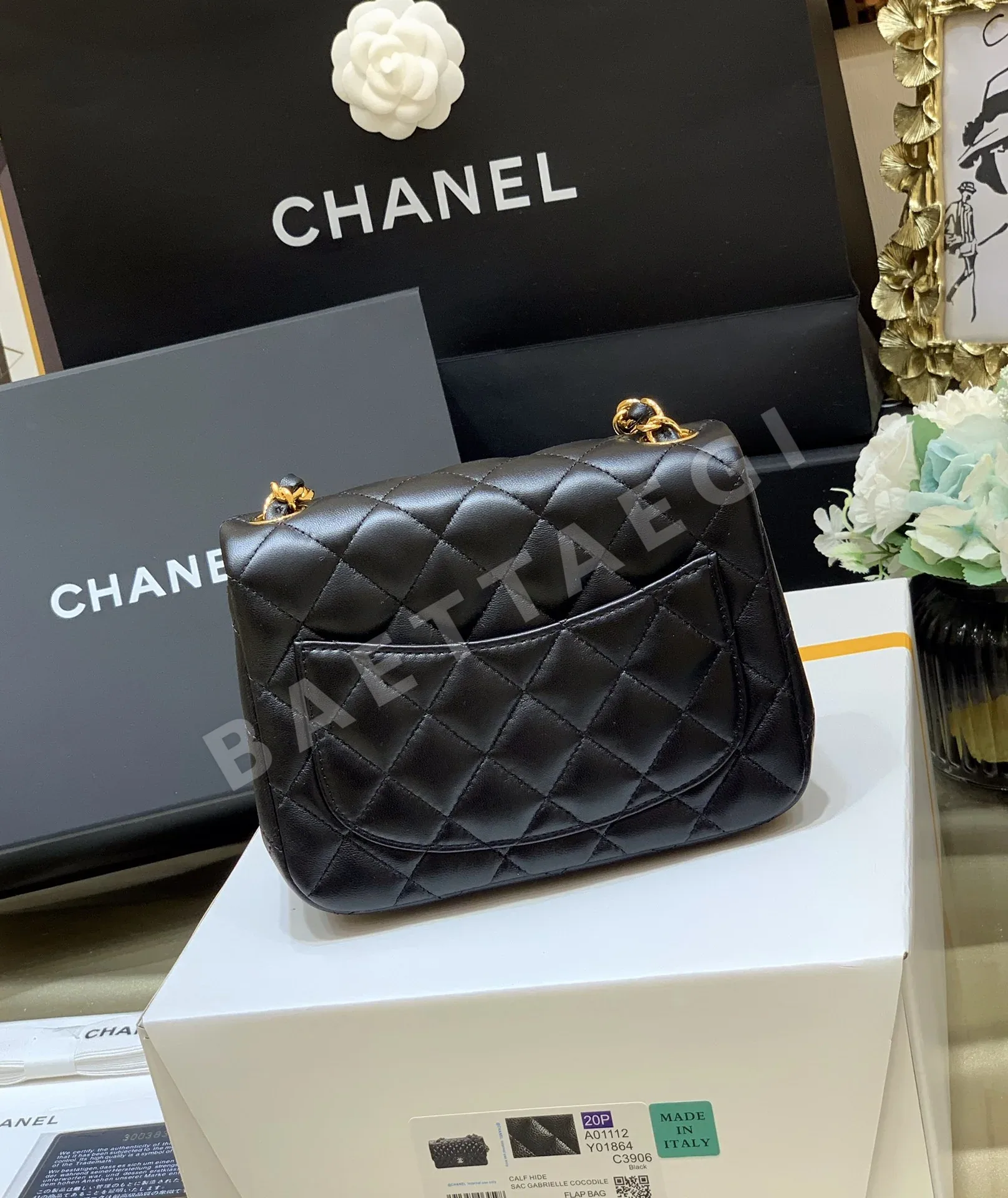 샤넬 카본파이버 클래식 플랩 백 A92993 상세 이미지 5