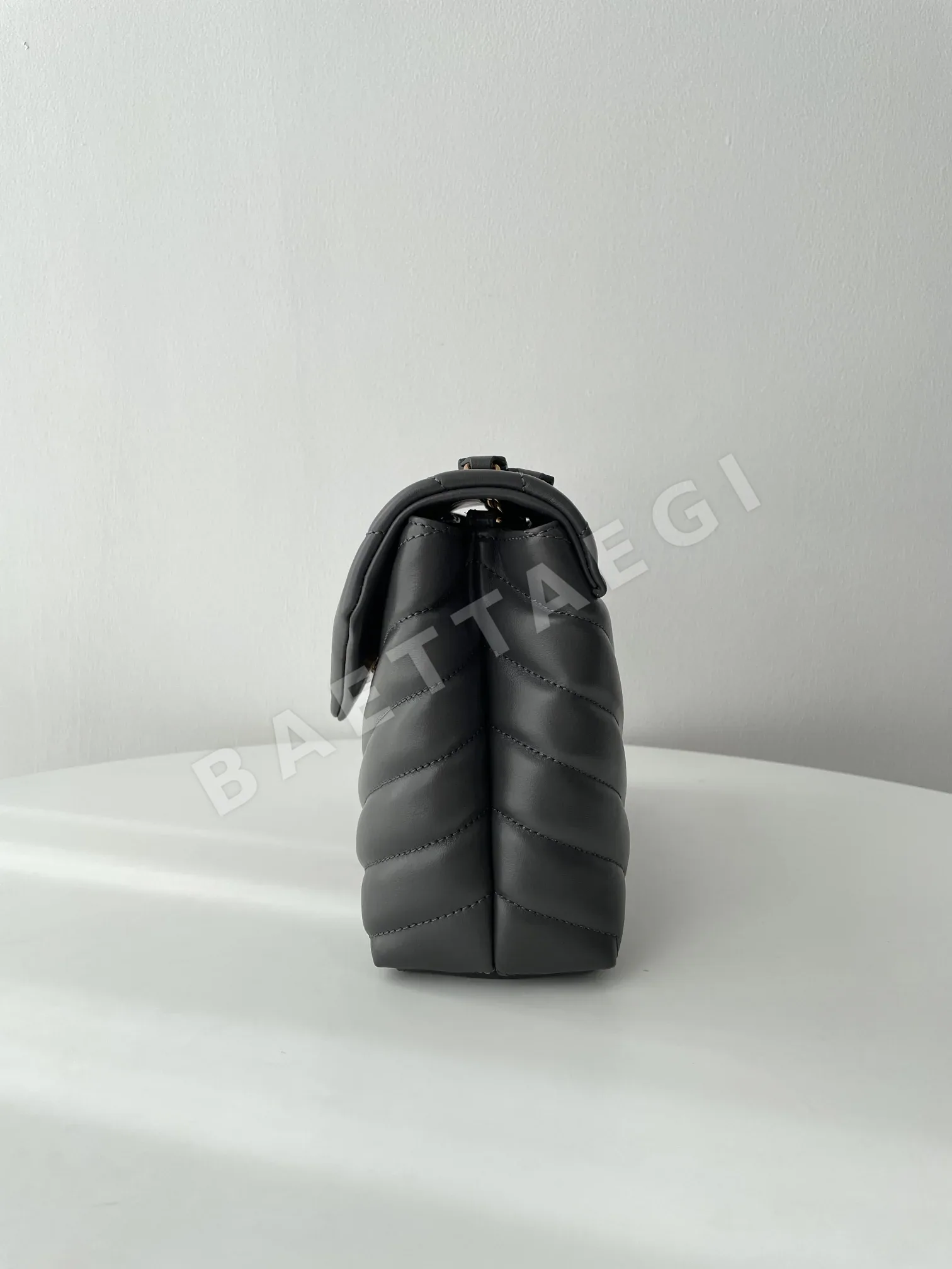 생로랑 루루 퀼팅 숄더백 상세 이미지 4