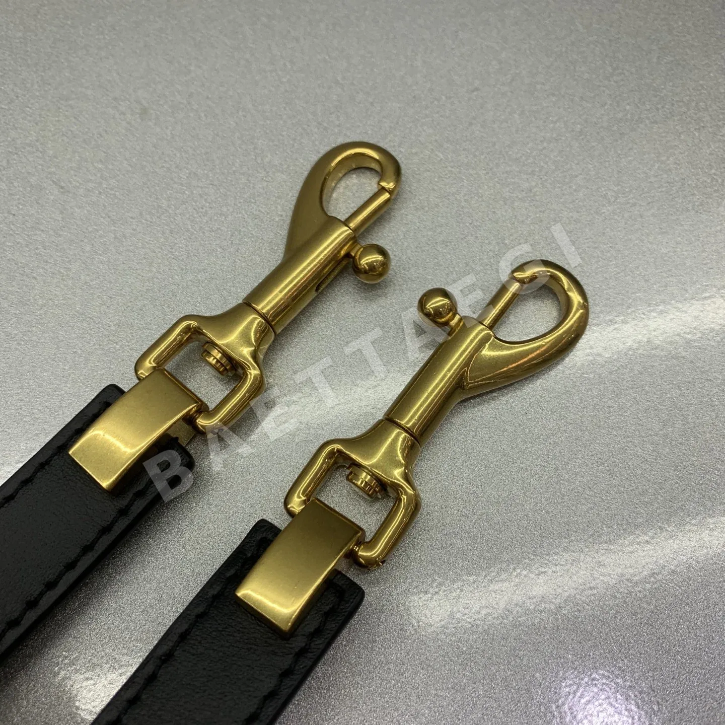 발렌시아가 아리 볼레로 볼링 가방 상세 이미지 8