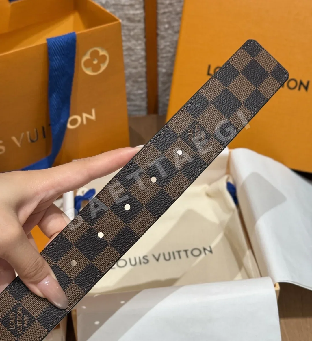 루이비통 모노그램 버클 리버시블 벨트 상세 이미지 9