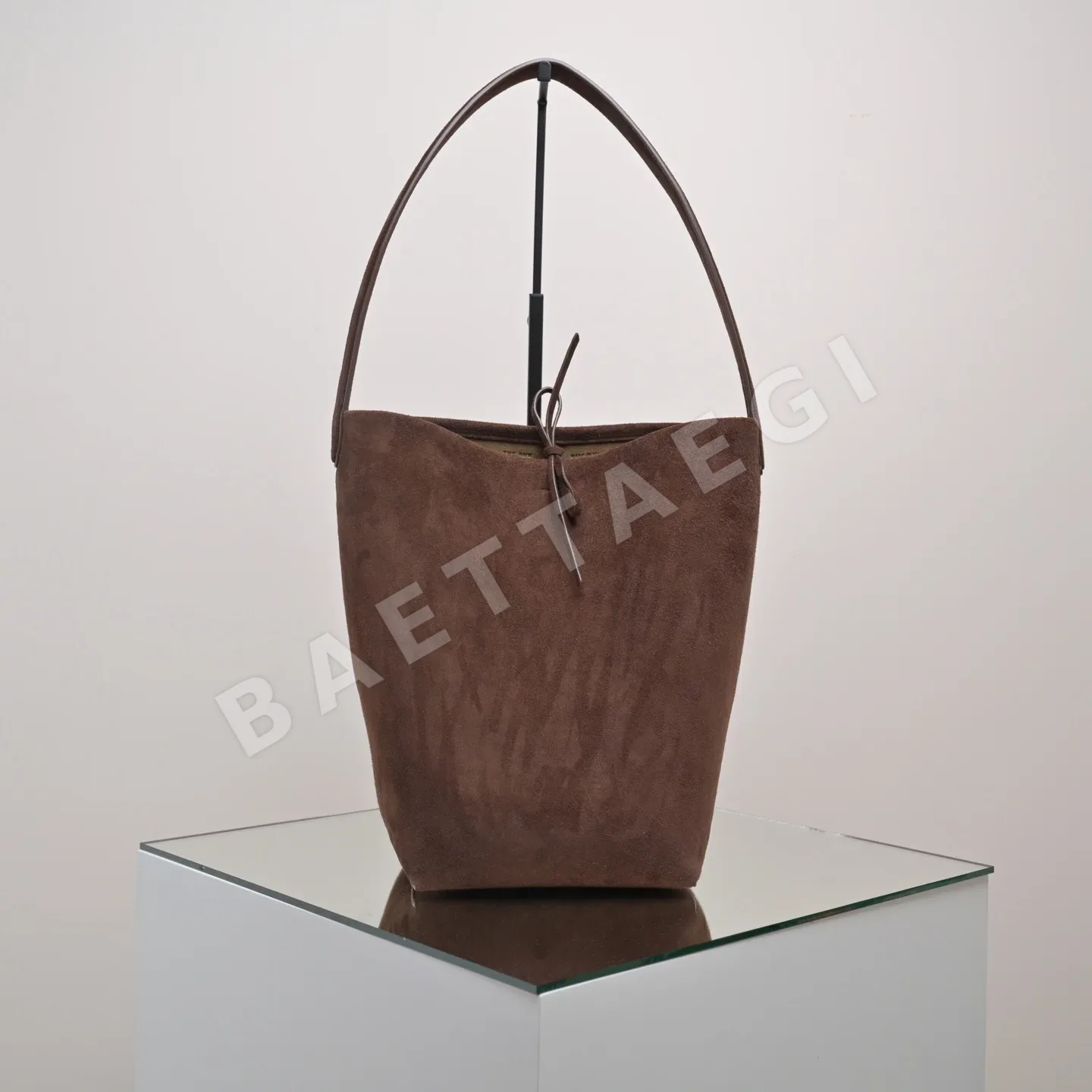 더로우 파크 버킷 가방 75848