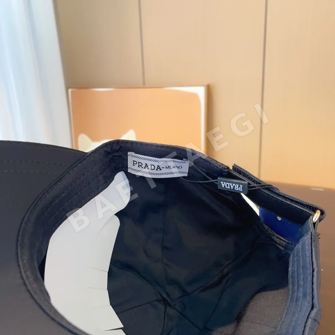 프라다 나일론 베이스볼캡 상세 이미지 4