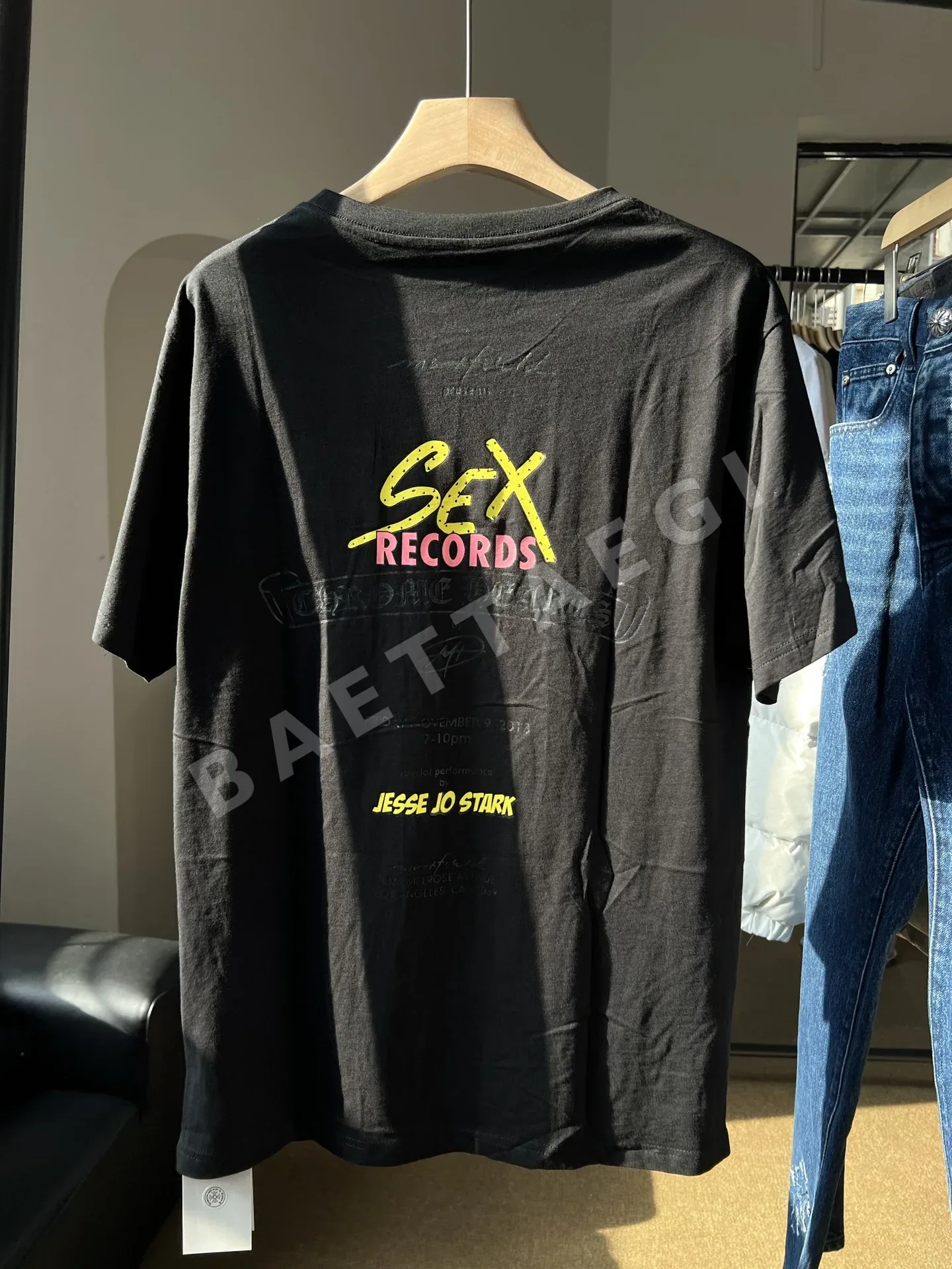 크롬하츠 섹스 프린트 반팔 티셔츠 상세 이미지 3