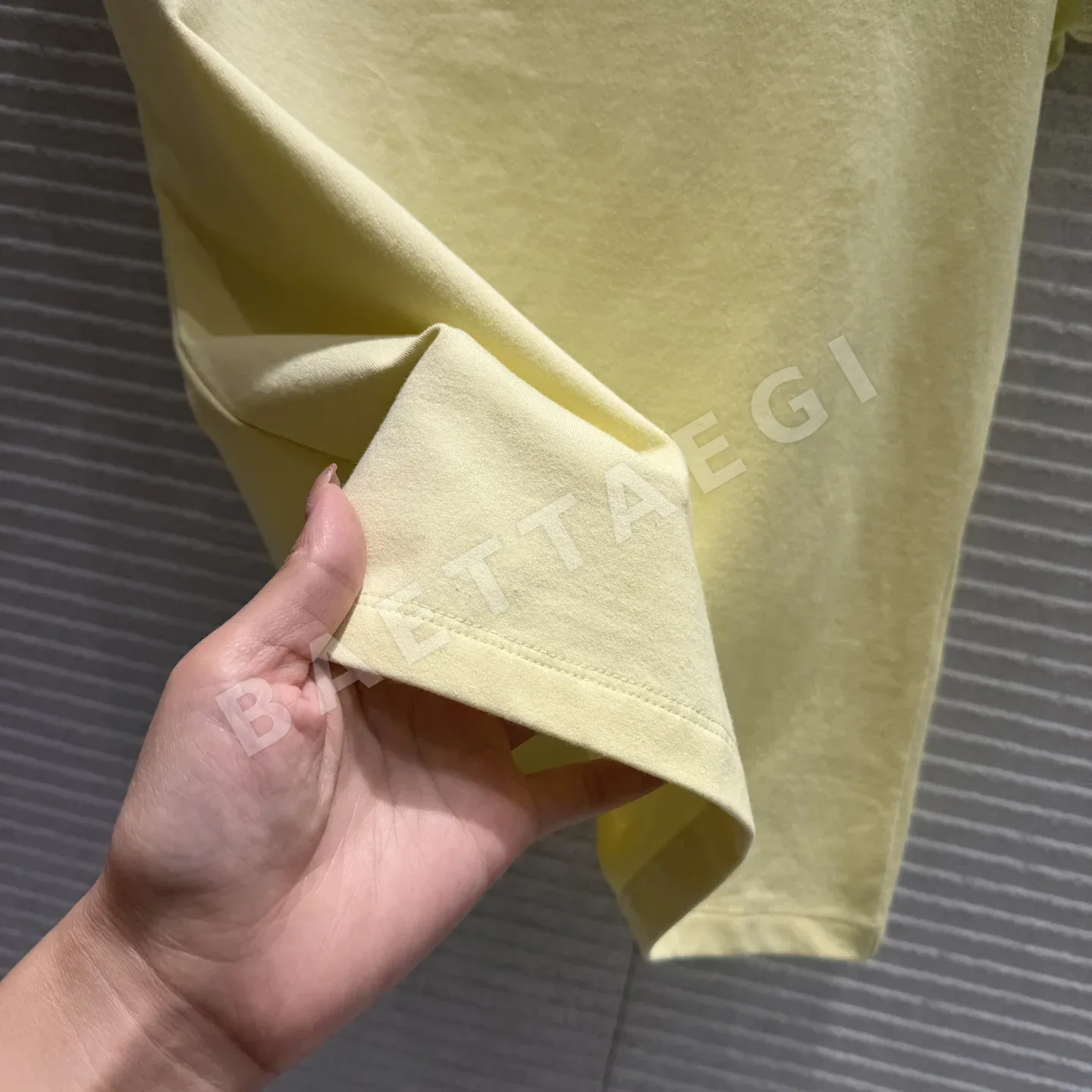 로에베 레몬 옐로우 코튼 반팔 티셔츠 상세 이미지 7