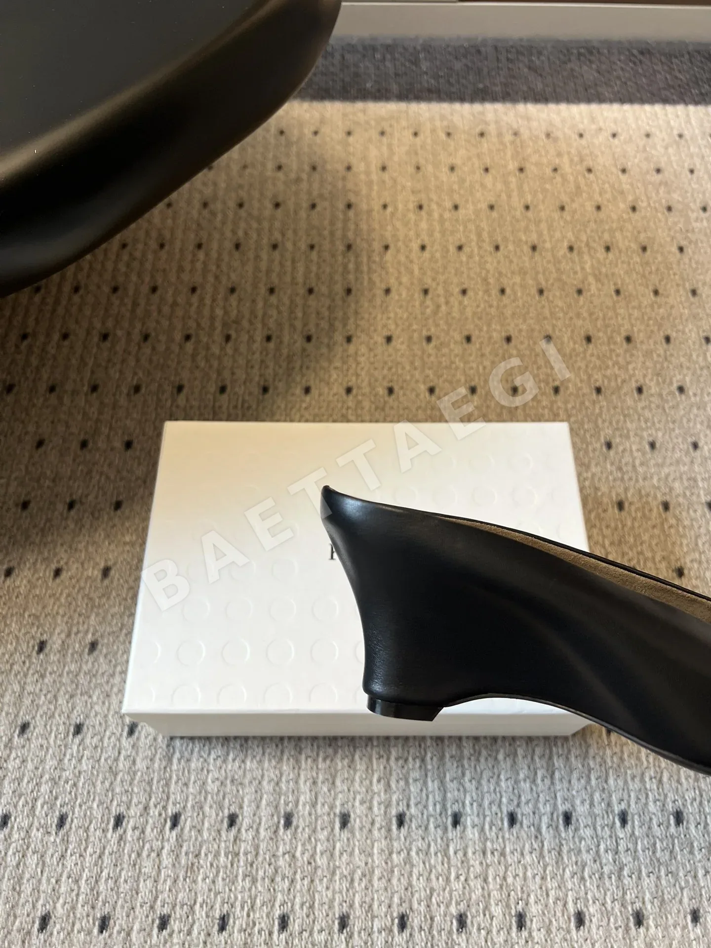 케이트 스퀘어 토 뮬 슬리퍼 상세 이미지 9