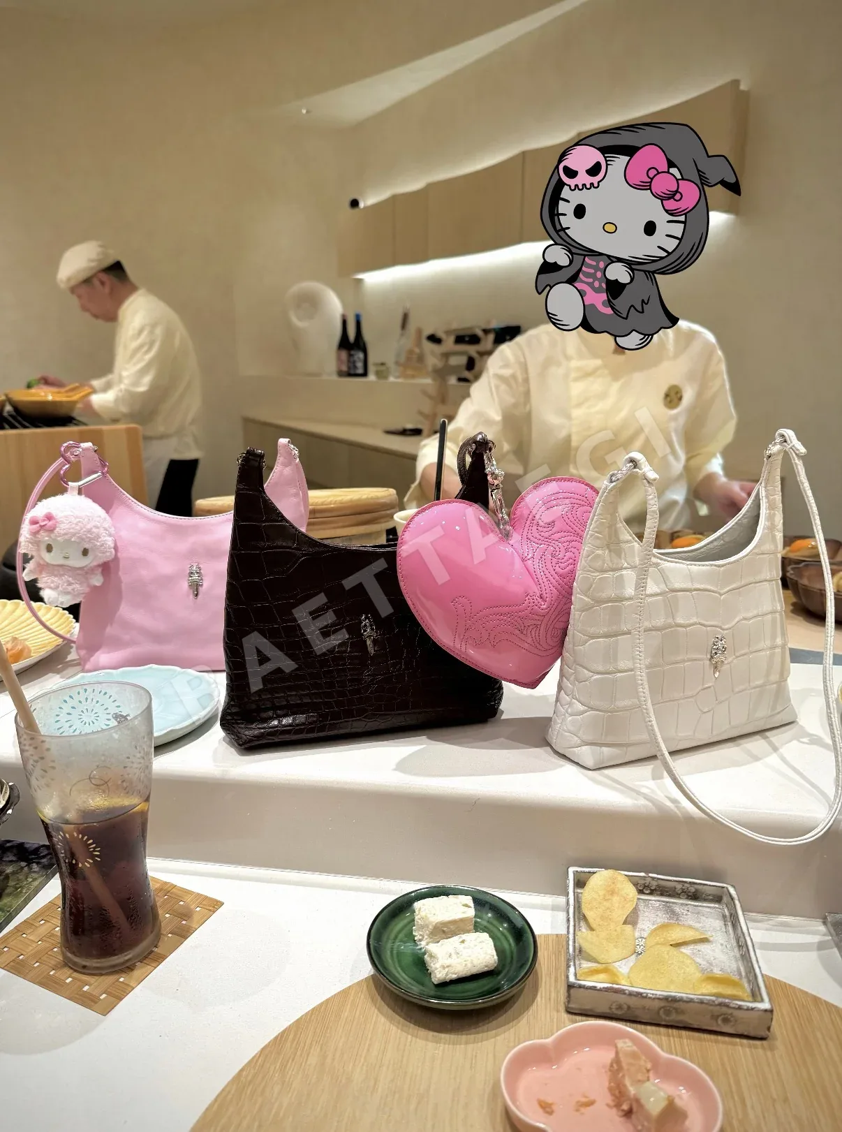 크롬하츠 화이트 크로커다일 가방 상세 이미지 8