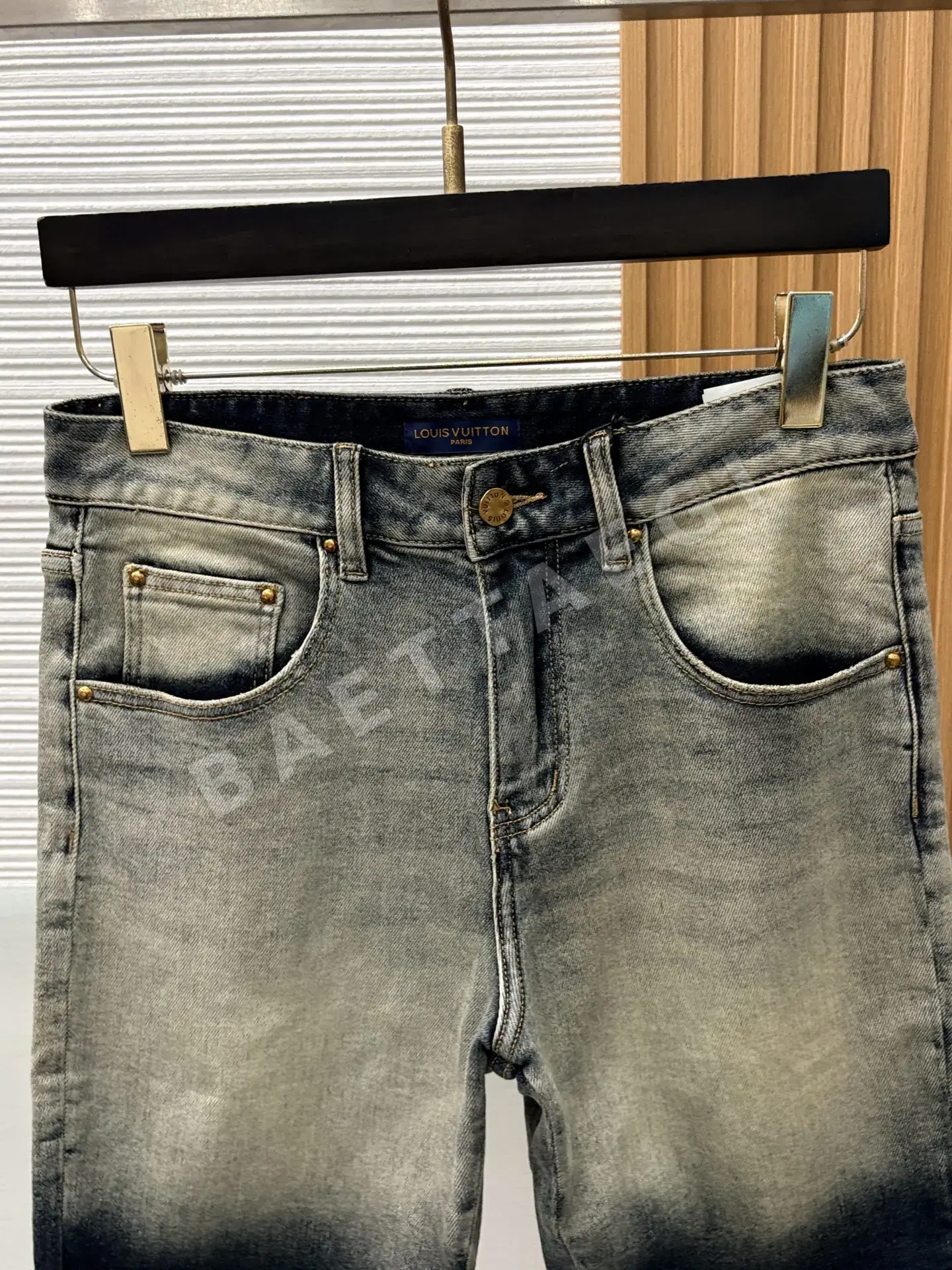 루이비통 데님 슬림핏 남성 반바지 상세 이미지 3