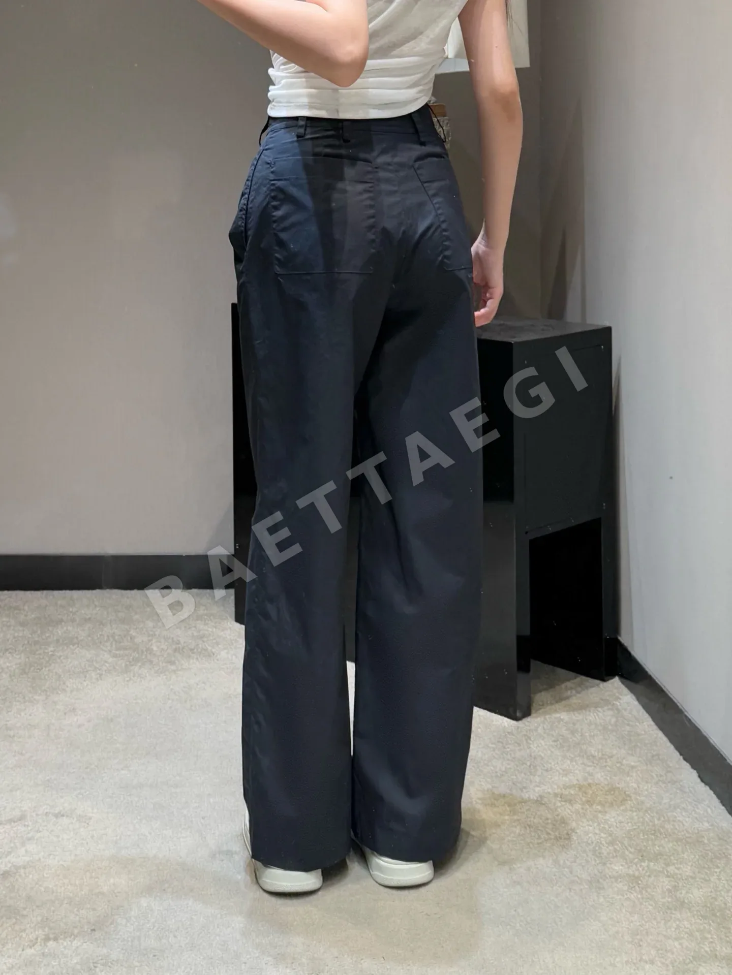 샤넬 더블 C 메탈 버클 네이비 여성 바지 상세 이미지 3