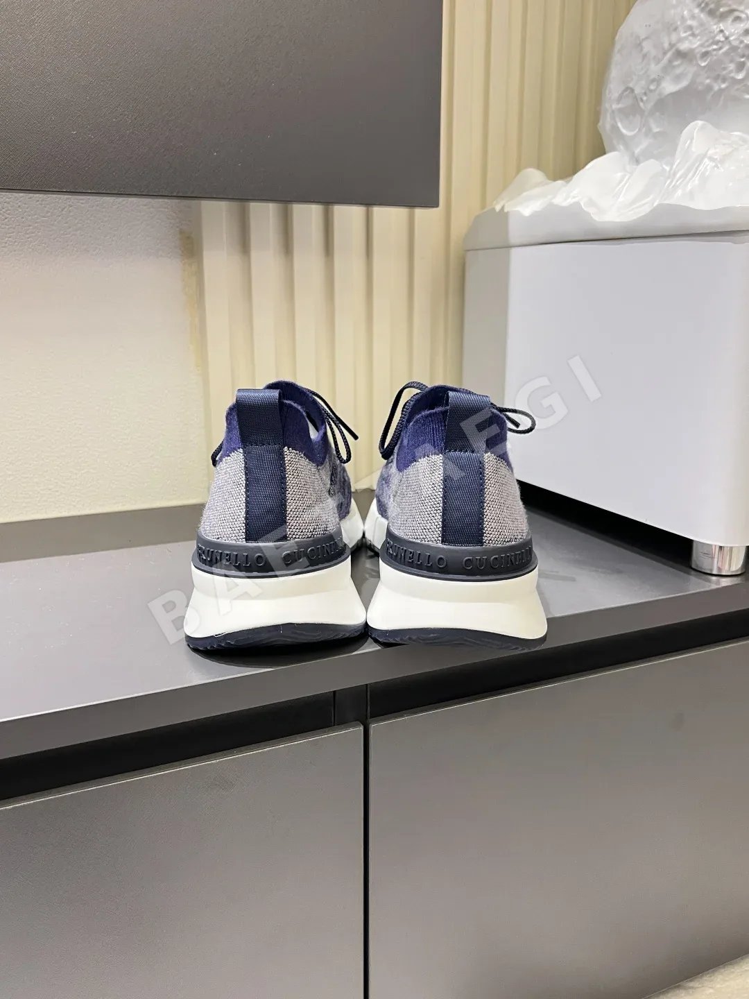 브루넬로쿠치넬리 스웨이드 메시 어퍼 남성 스니커즈 상세 이미지 9