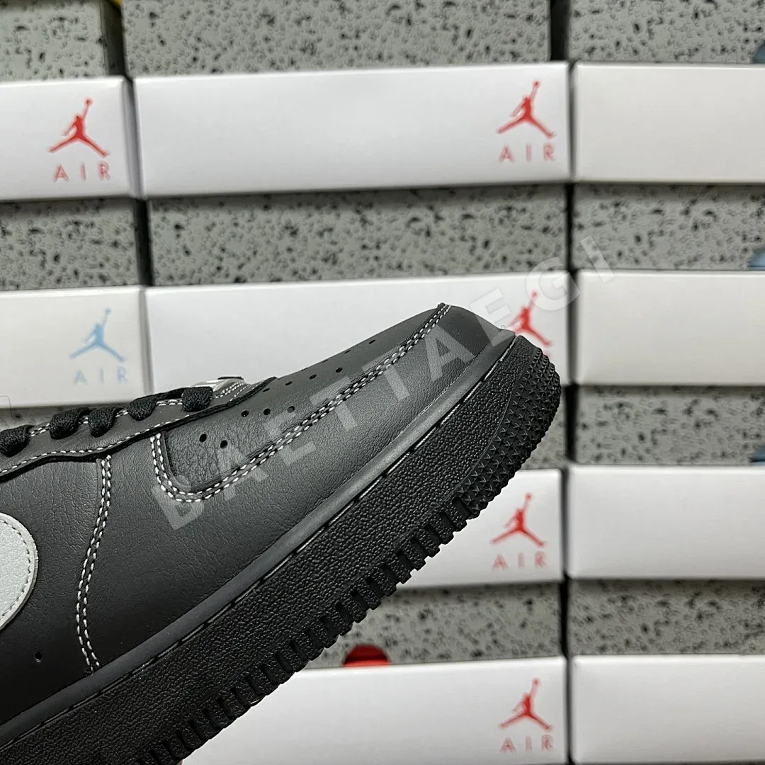나이키 [MAX] 에어 포스 1 로우 HQ2037-006 201168 Nike Air Force 1 Low '07 LV8 Black Grey 상세 이미지 9
