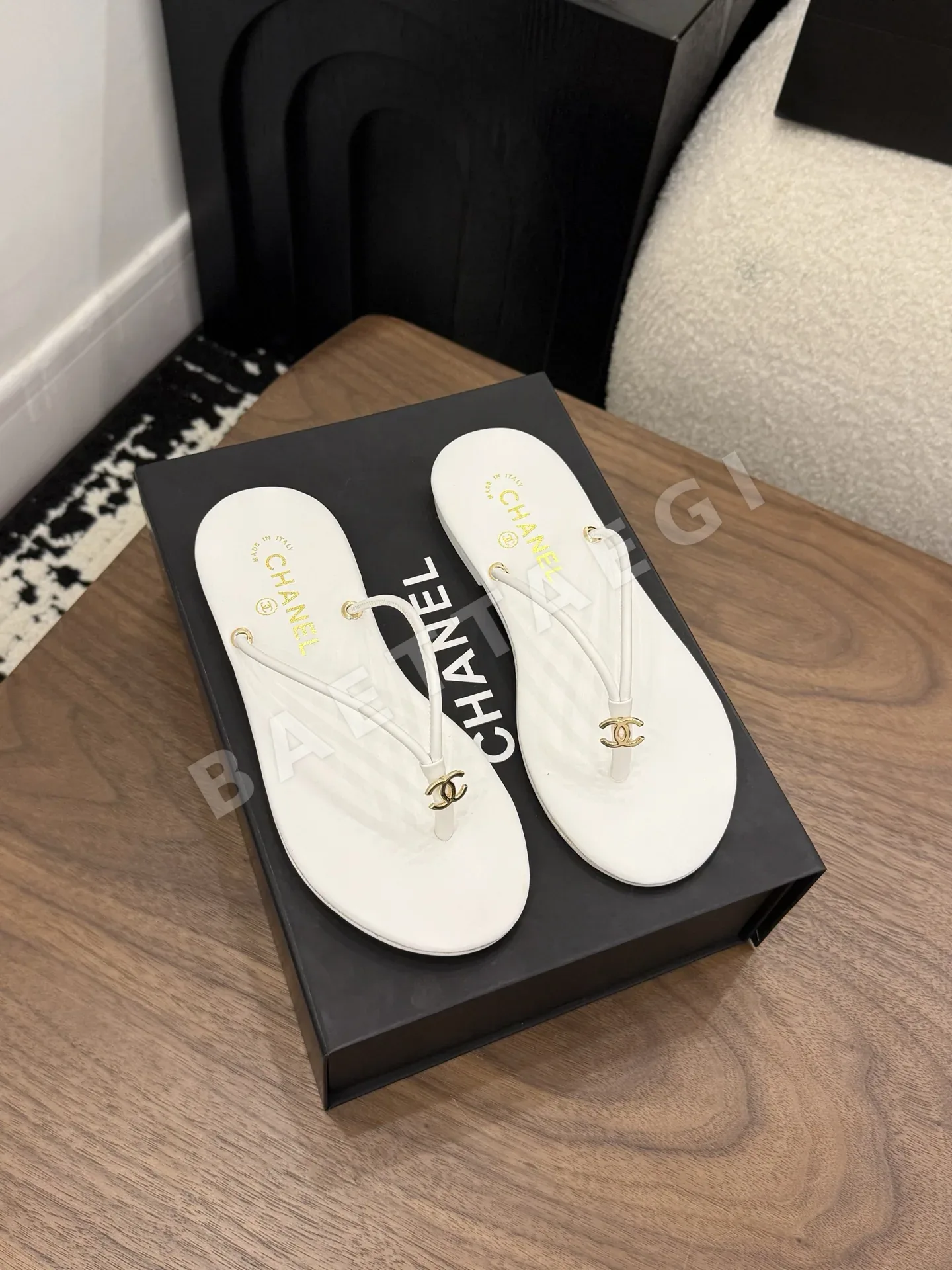 샤넬 가죽 플랫솔 여성 신발 상세 이미지 9