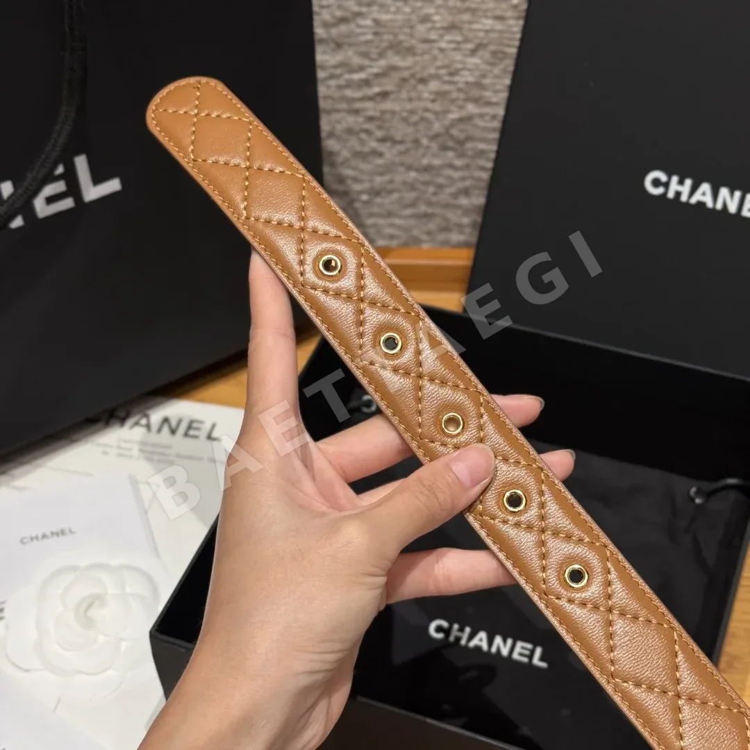 샤넬 더블 C 메탈 로고 램스킨 벨트 상세 이미지 7