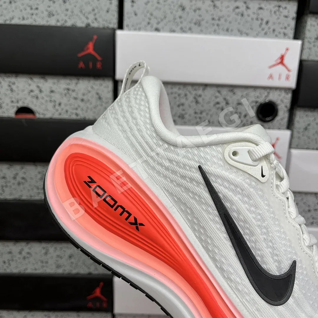 나이키 줌 보메로 18 IH3251-100 201118 Nike Zoom Vomero 18 상세 이미지 8